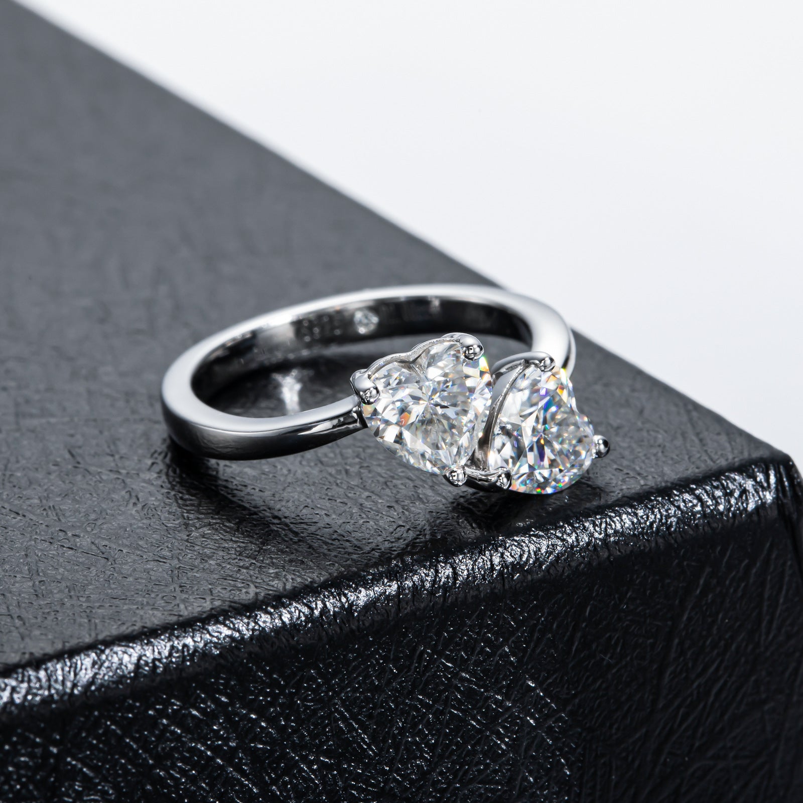 HEART DUO MOISSANITE RING – CRAFTED IN STERLING SILVER WITH ETERNAGOLD™