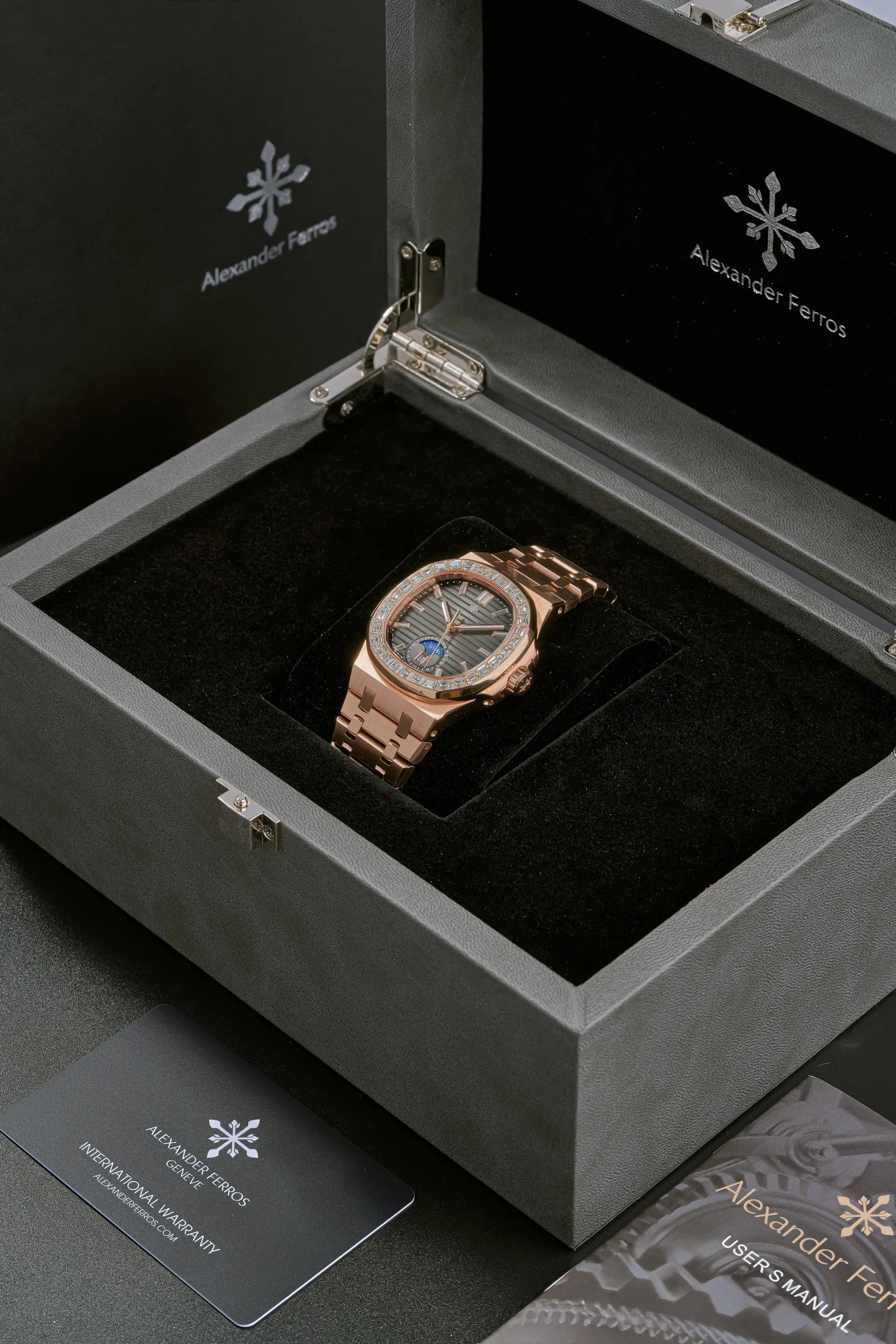 Đồng hồ Alexander Ferros 6111R-01