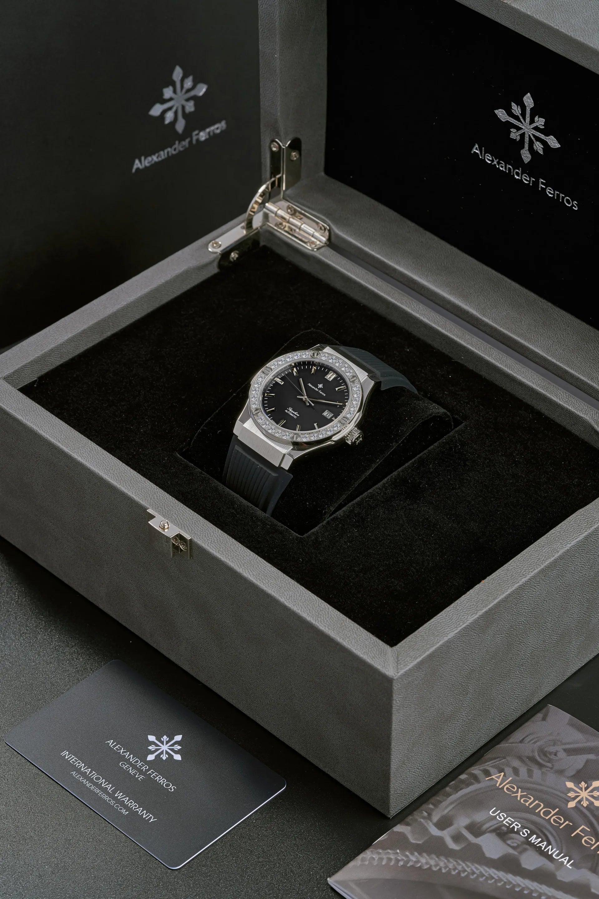 Đồng hồ Alexander Ferros 6111R-01
