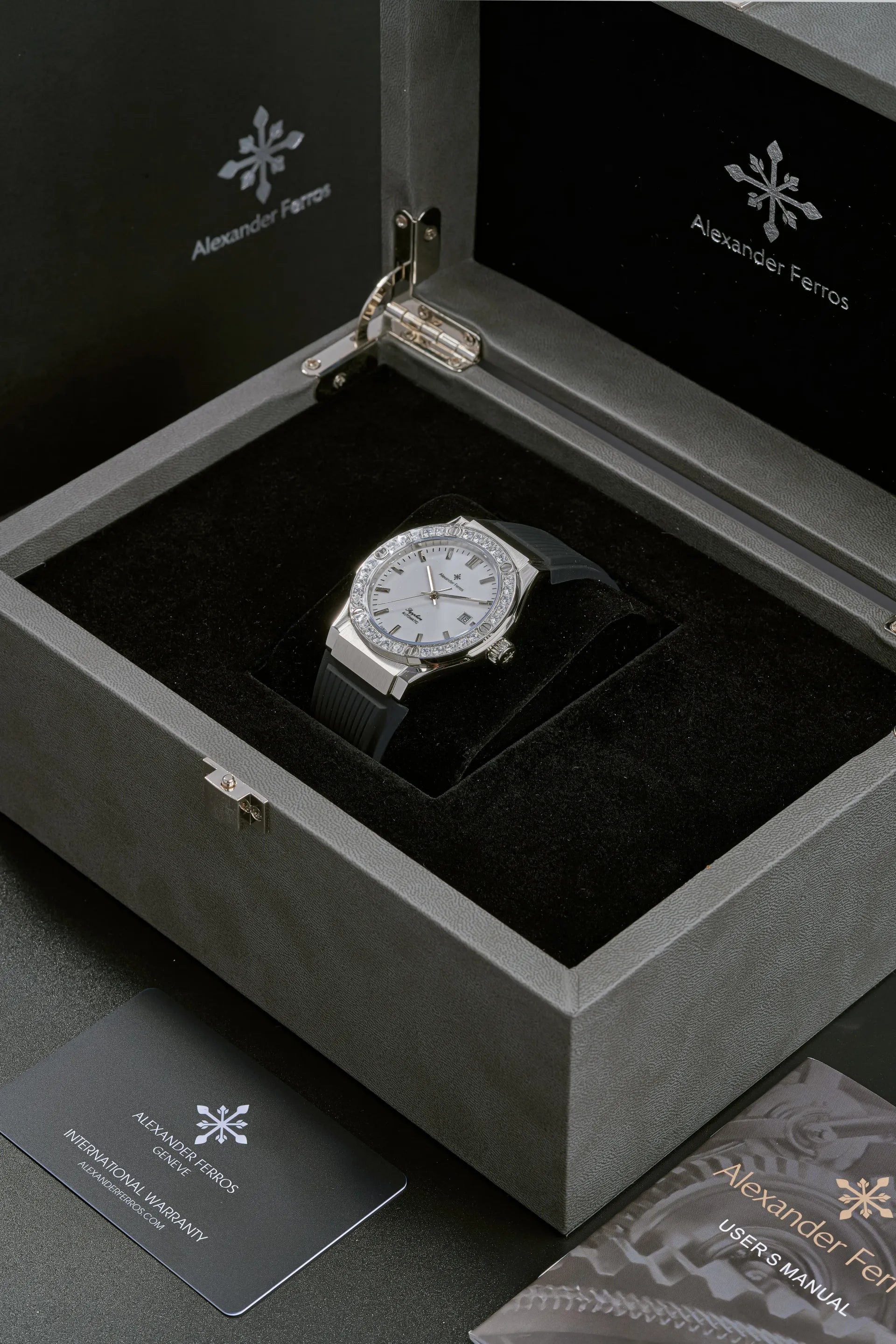 Đồng hồ Alexander Ferros 6111R-01