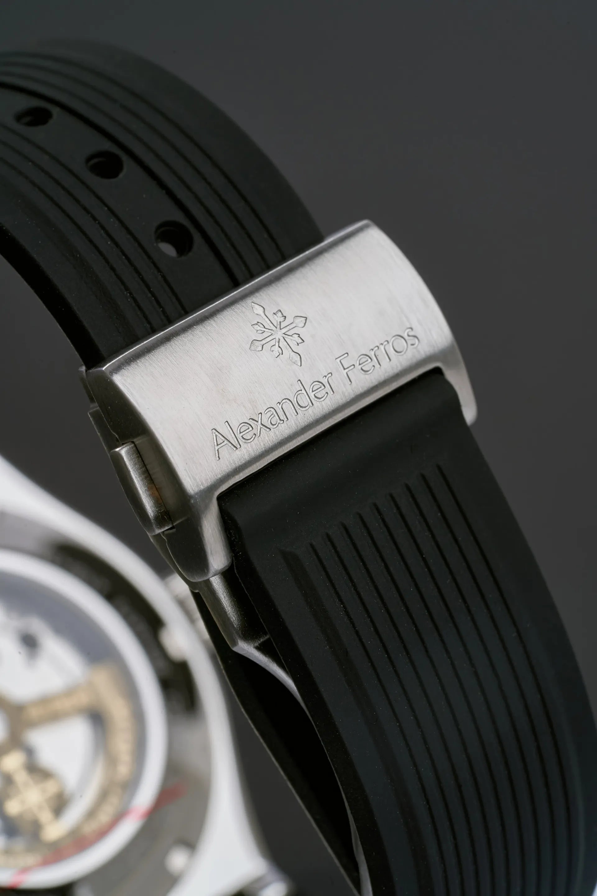 Đồng hồ Alexander Ferros 6111R-01
