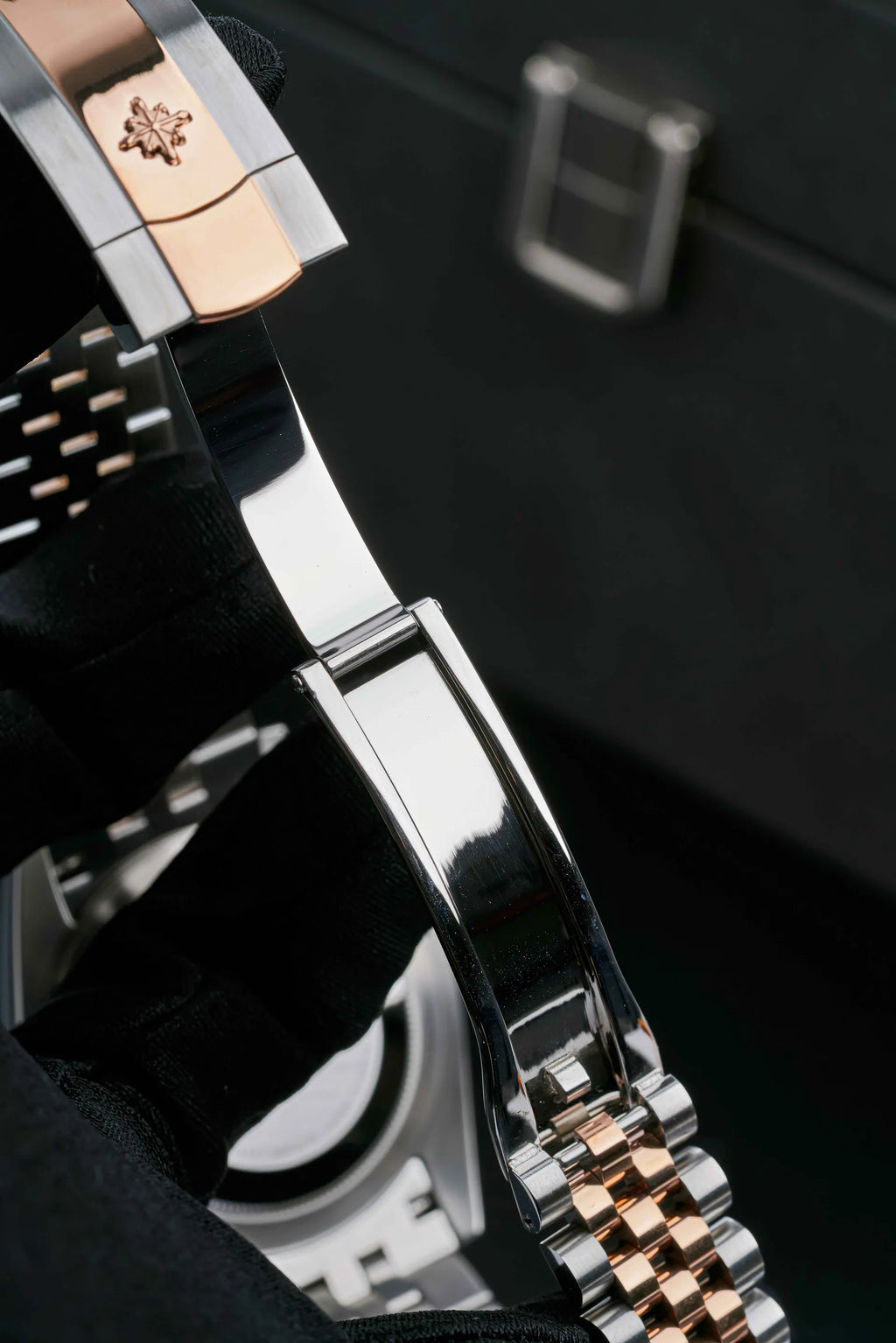 Đồng hồ Alexander Ferros 6111R-01