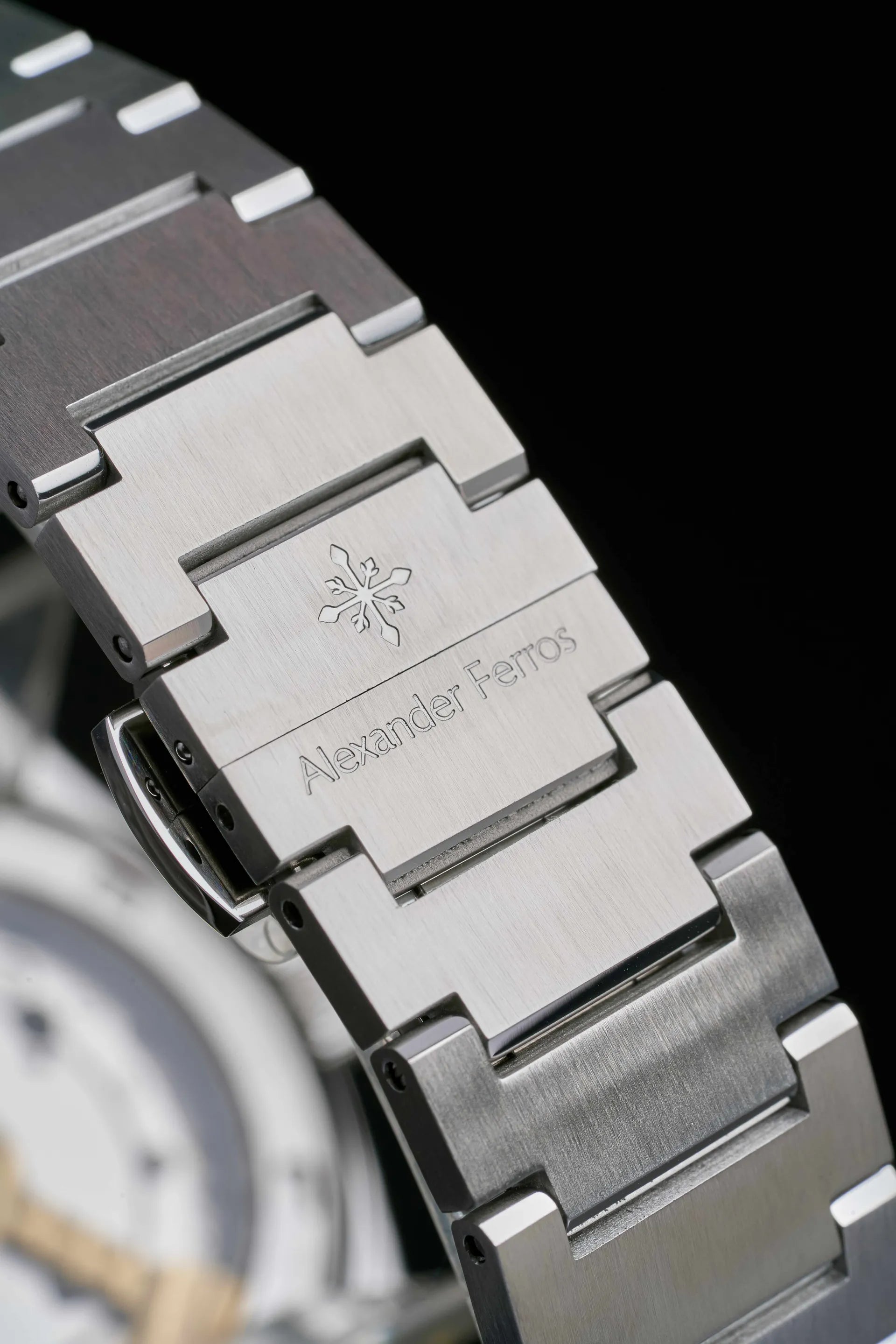 Đồng hồ Alexander Ferros 5052S/01