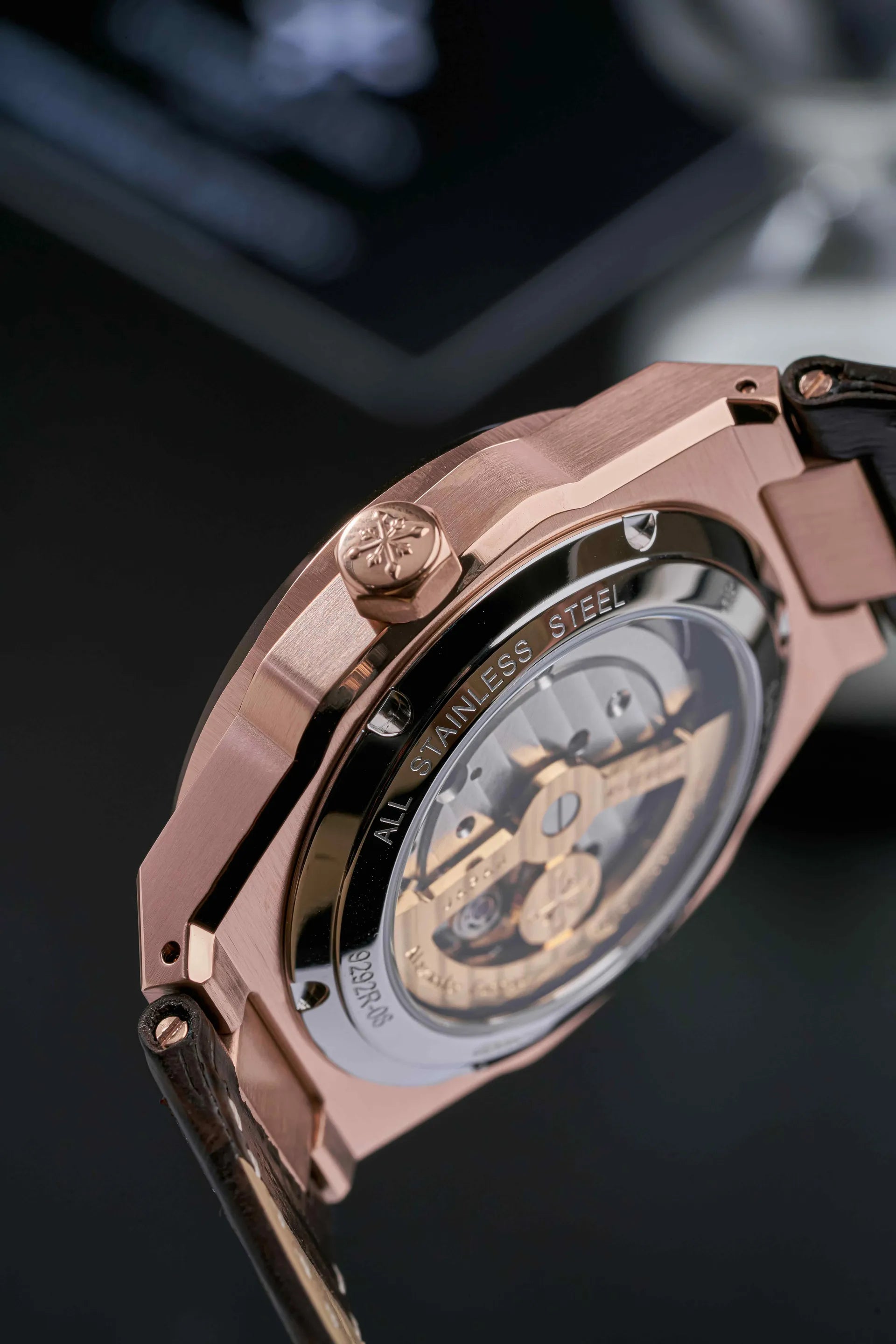 Đồng hồ Alexander Ferros 6111R-01