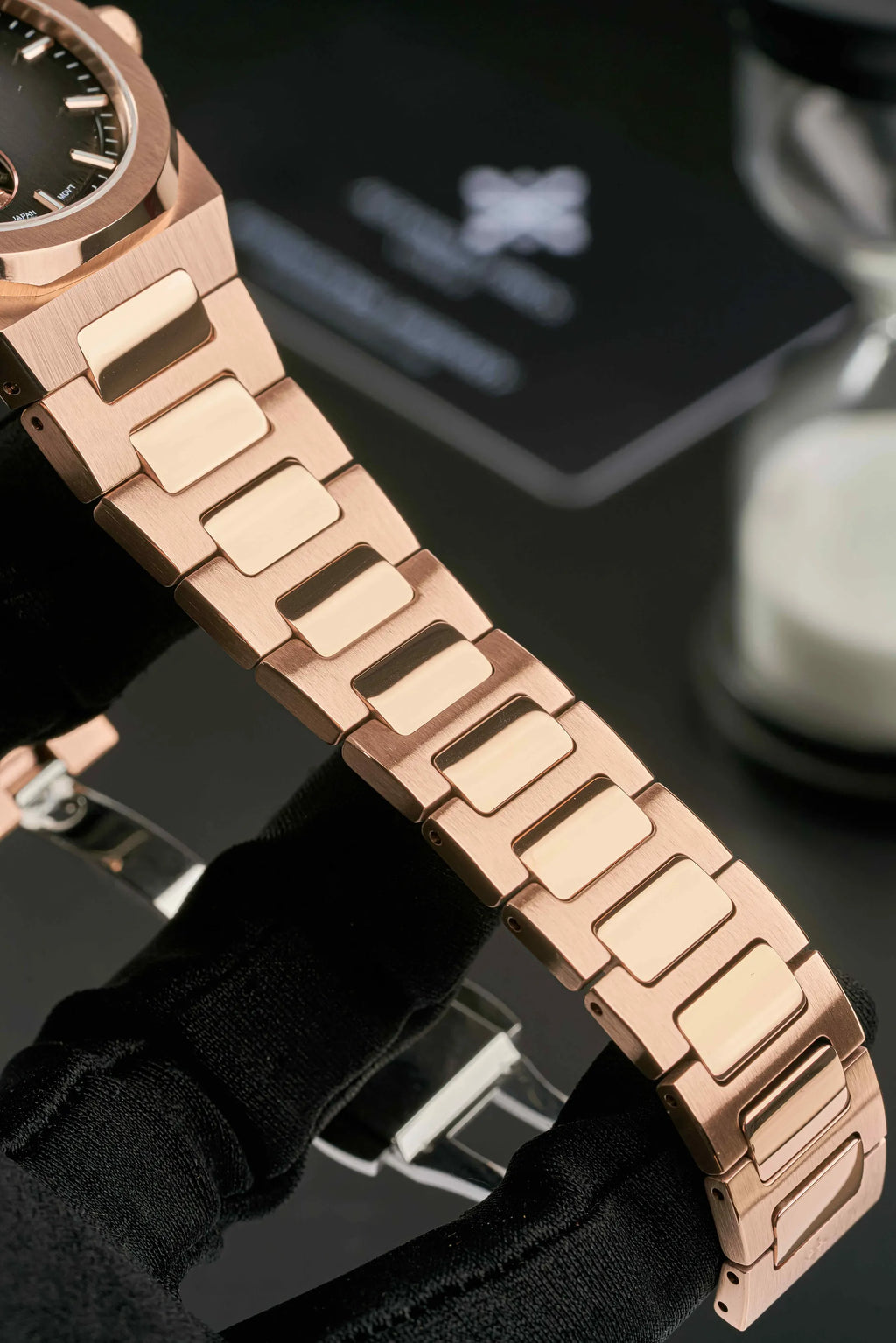 Đồng hồ Alexander Ferros 6111R-01