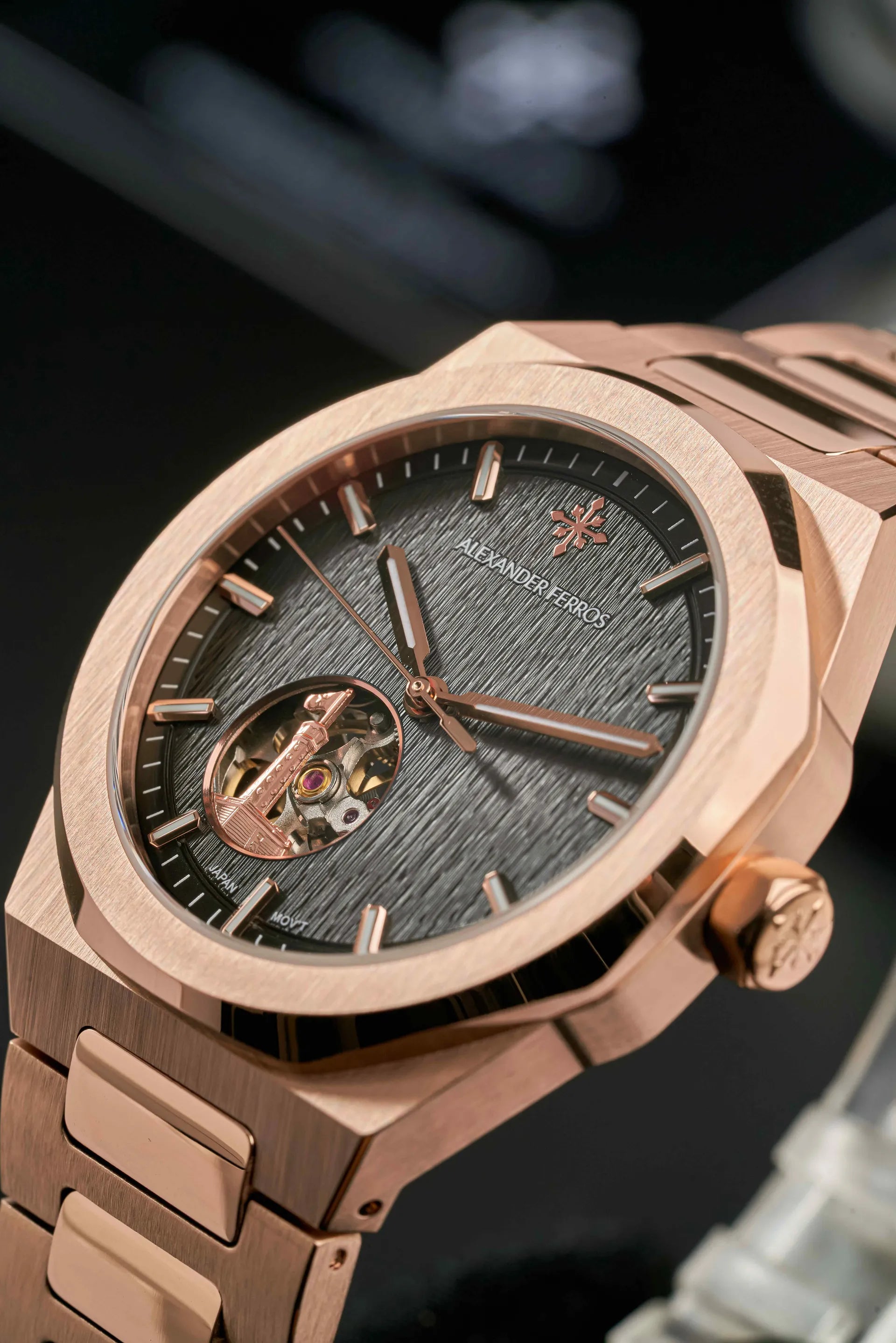 Đồng hồ Alexander Ferros 6111R-01