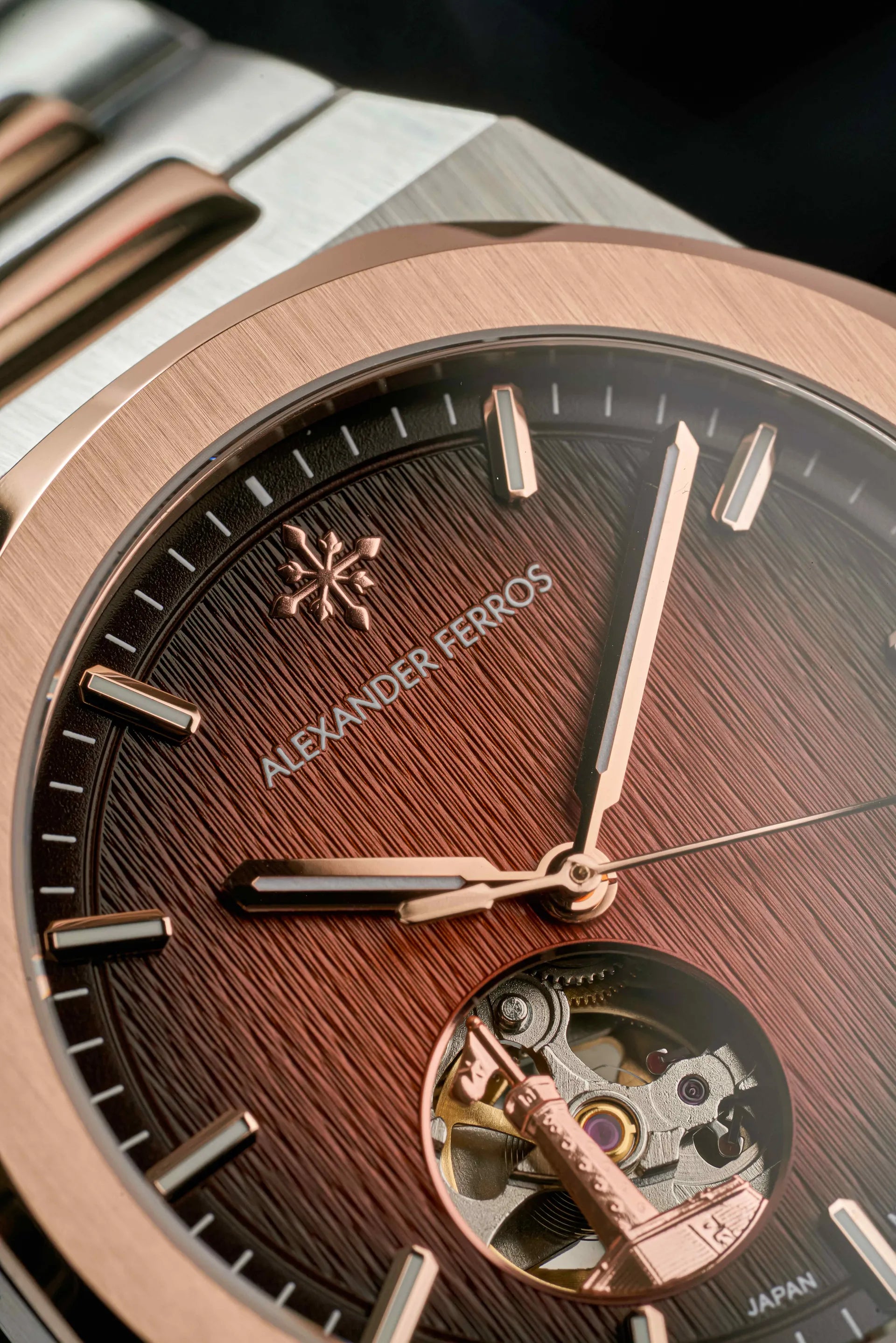 Đồng hồ Alexander Ferros 6111R-01