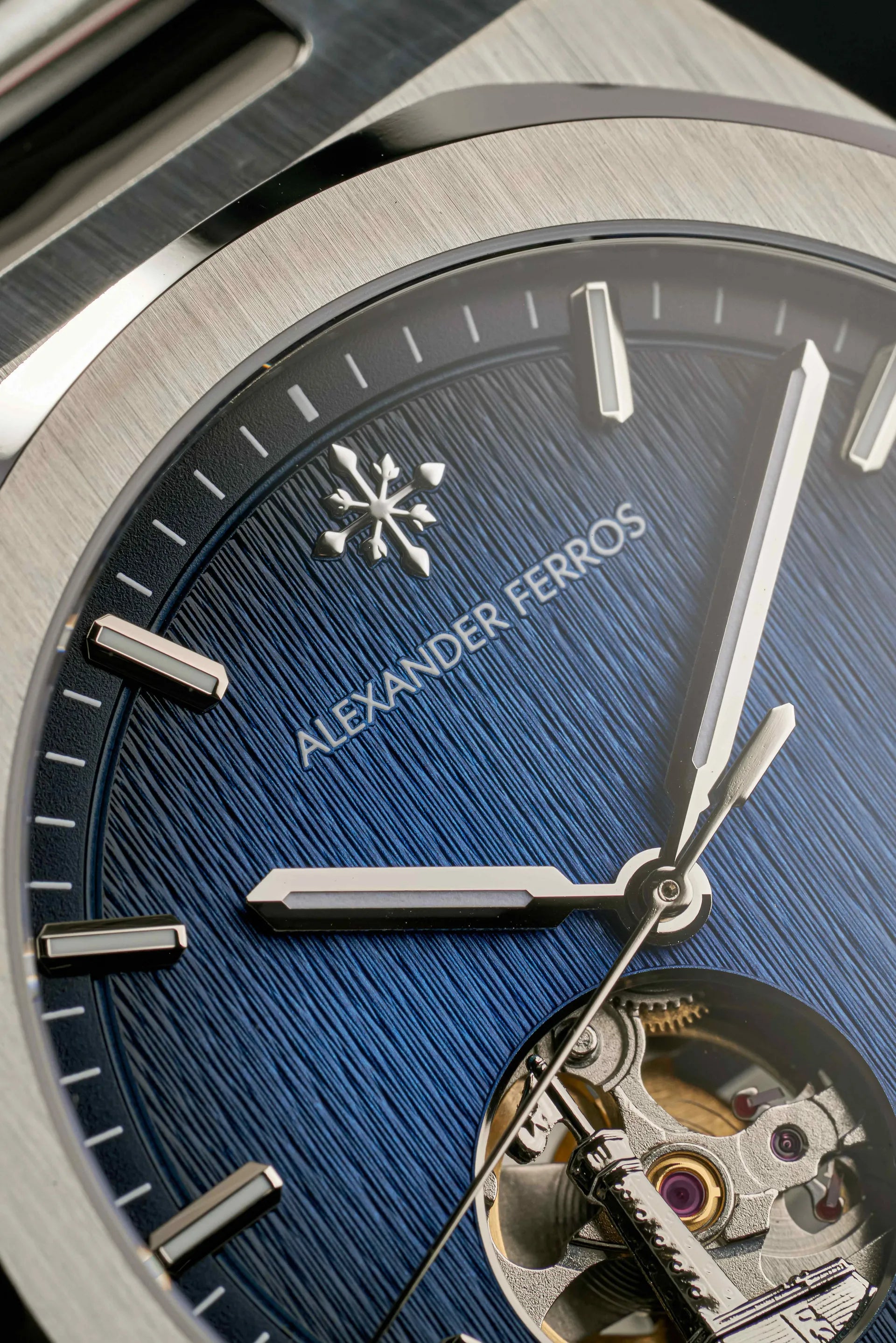 Đồng hồ Alexander Ferros 6111R-01