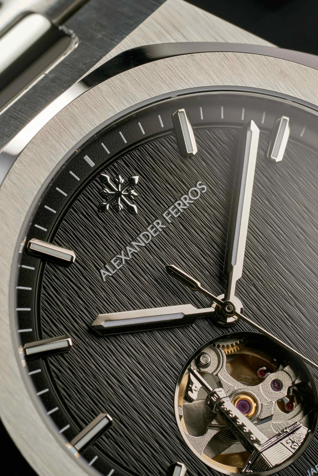 Đồng hồ Alexander Ferros 6111R-01