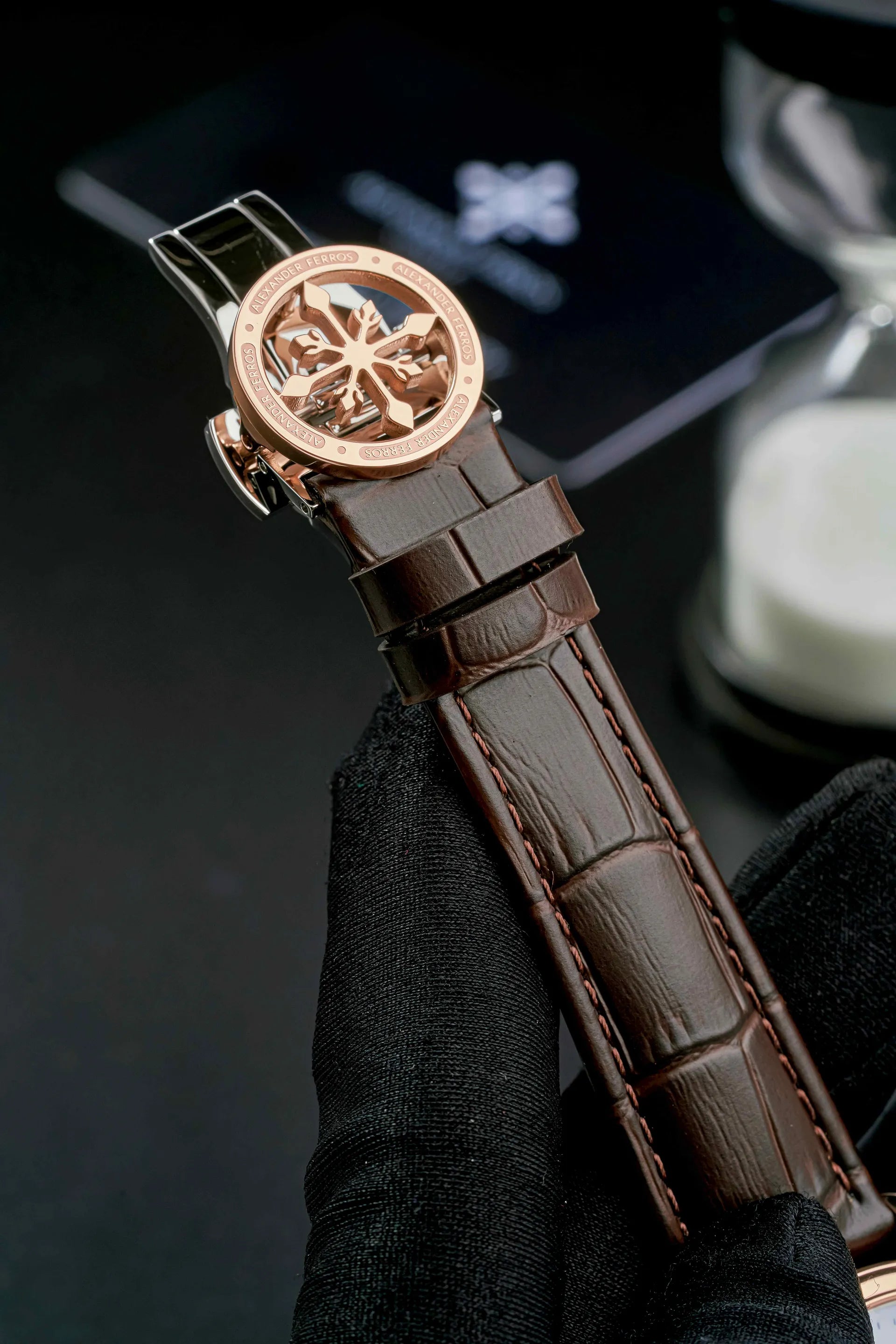 Đồng hồ Alexander Ferros 6111R-01