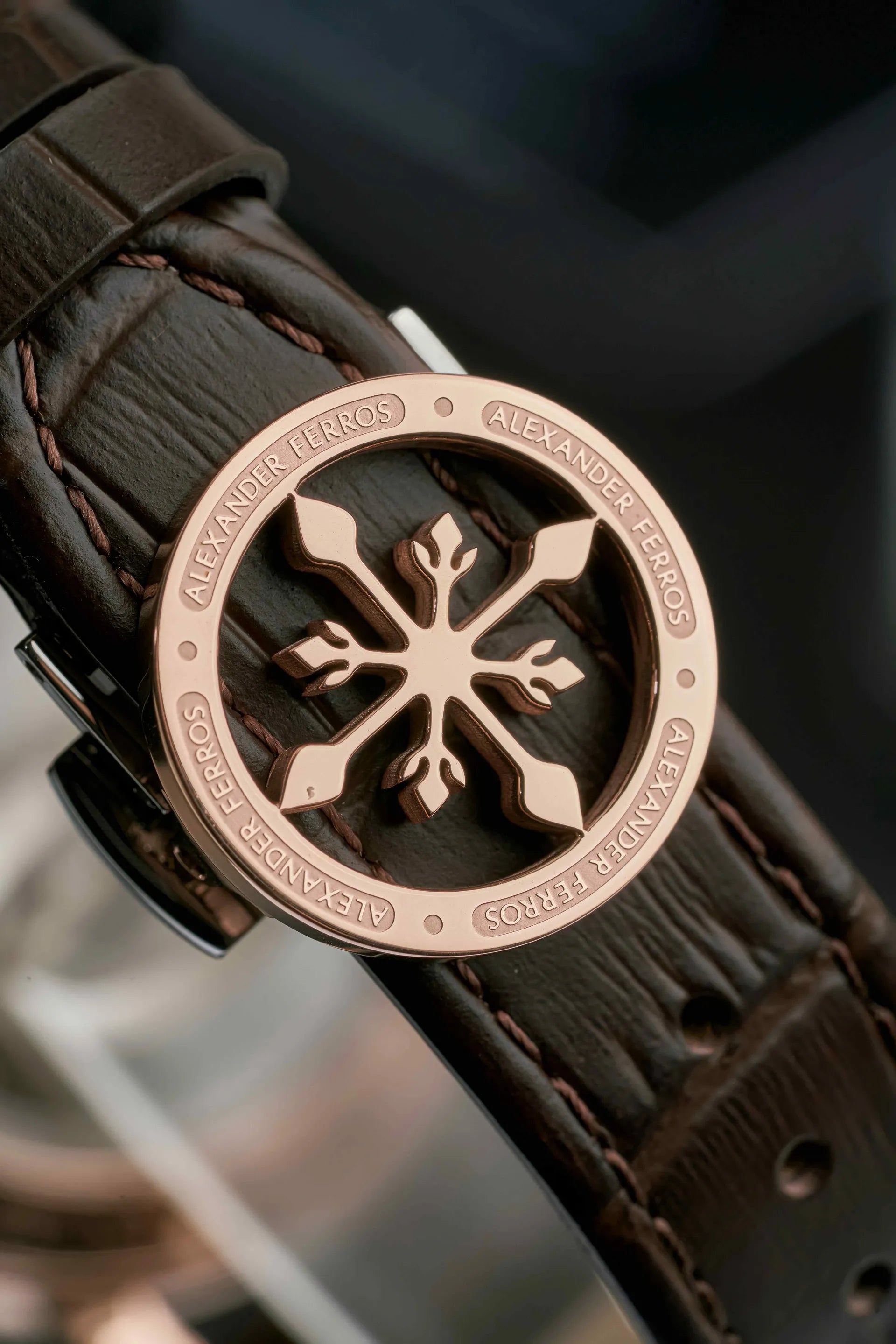 Đồng hồ Alexander Ferros 6111R-01