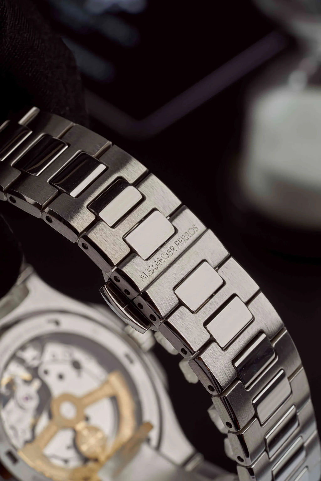 Đồng hồ Alexander Ferros 6111R-01