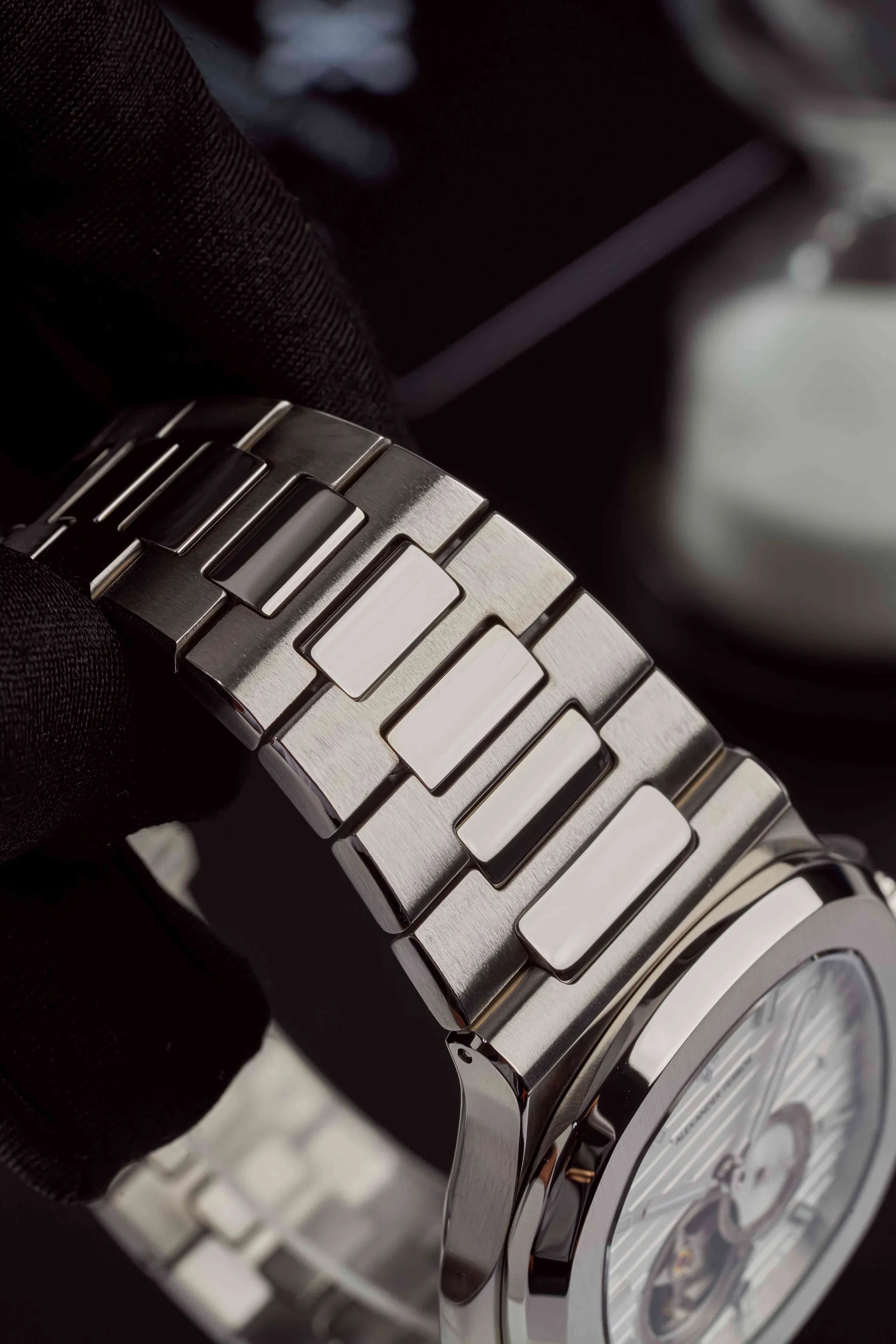 Đồng hồ Alexander Ferros 6111R-01