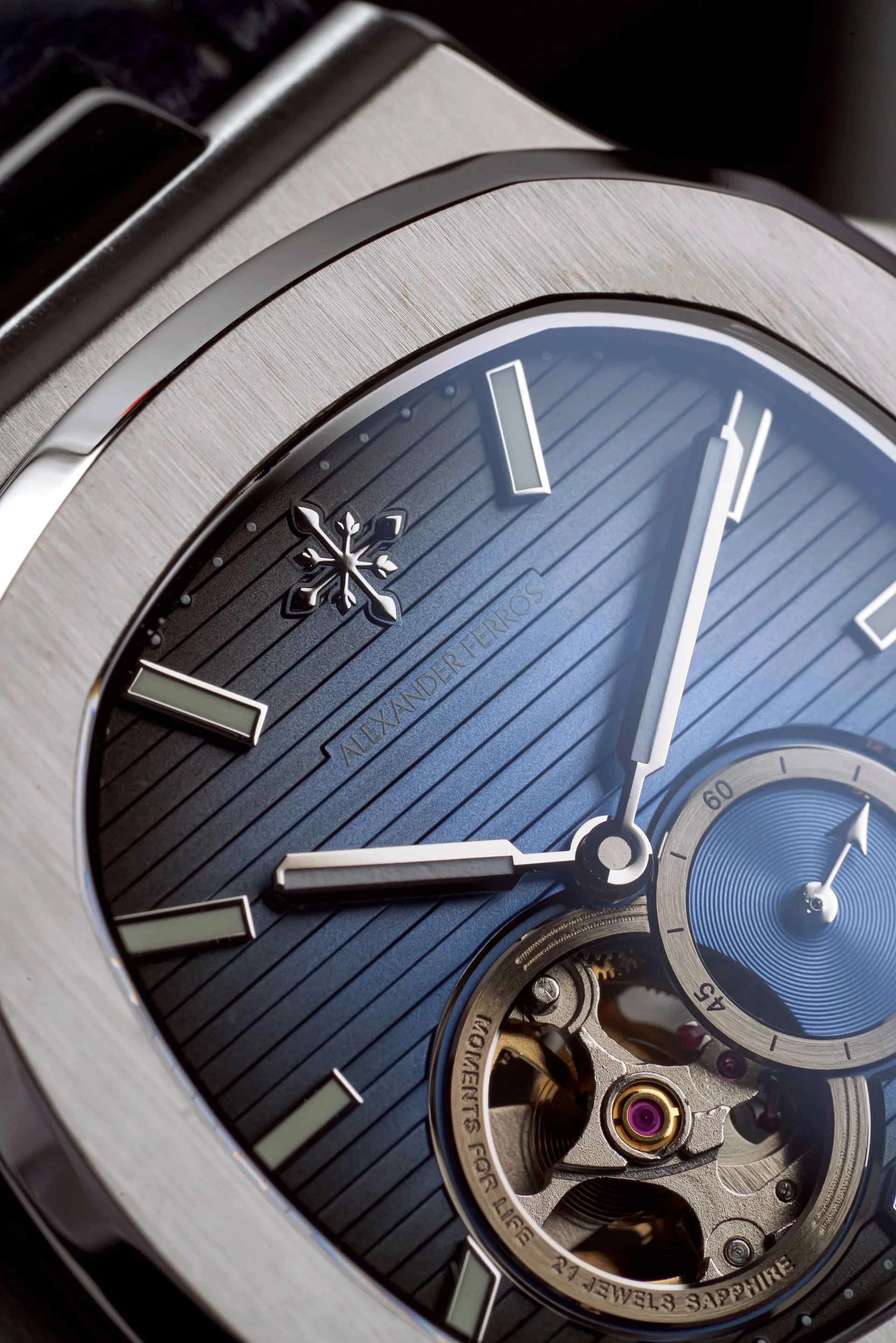 Đồng hồ Alexander Ferros 6111R-01