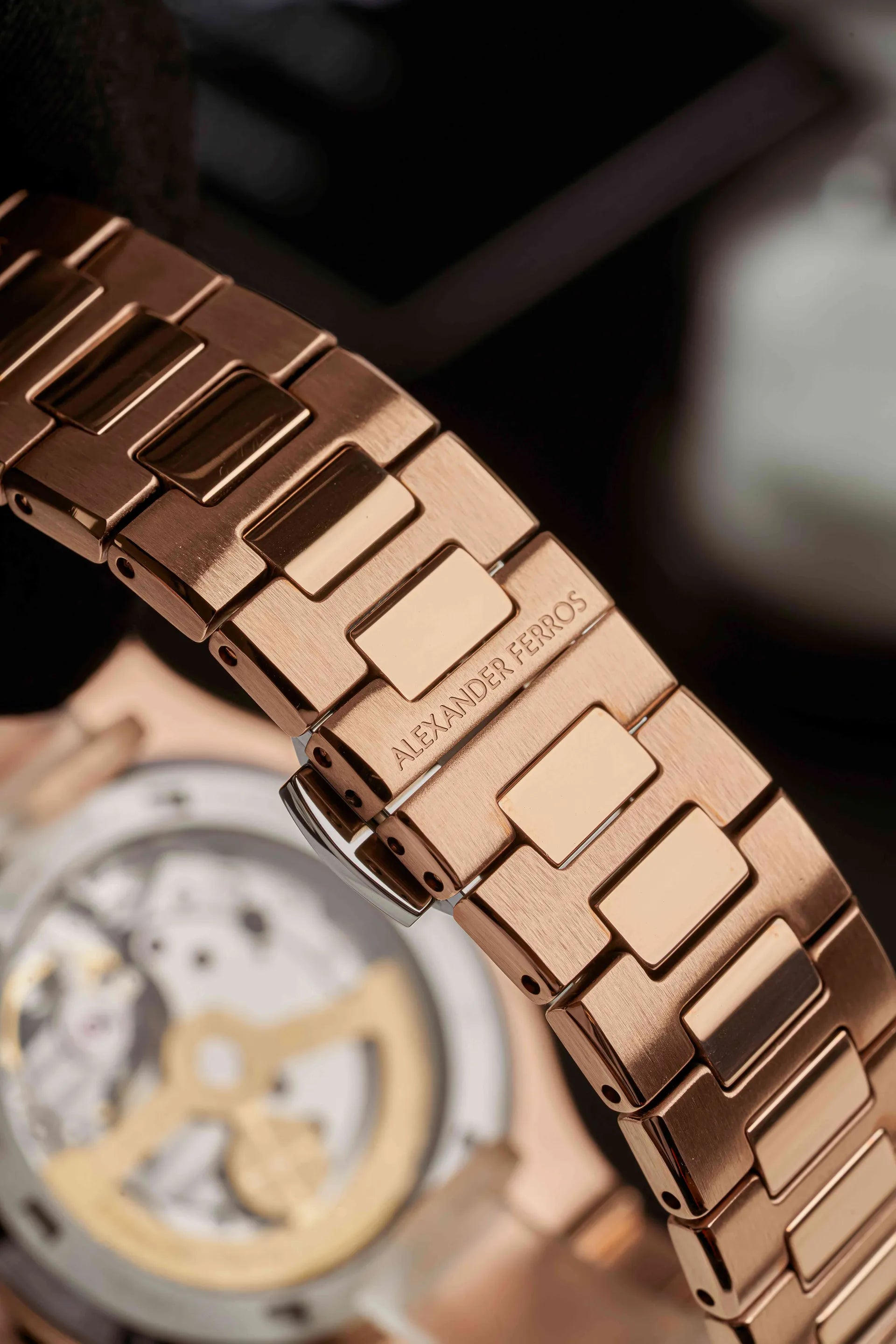 Đồng hồ Alexander Ferros 6111R-01