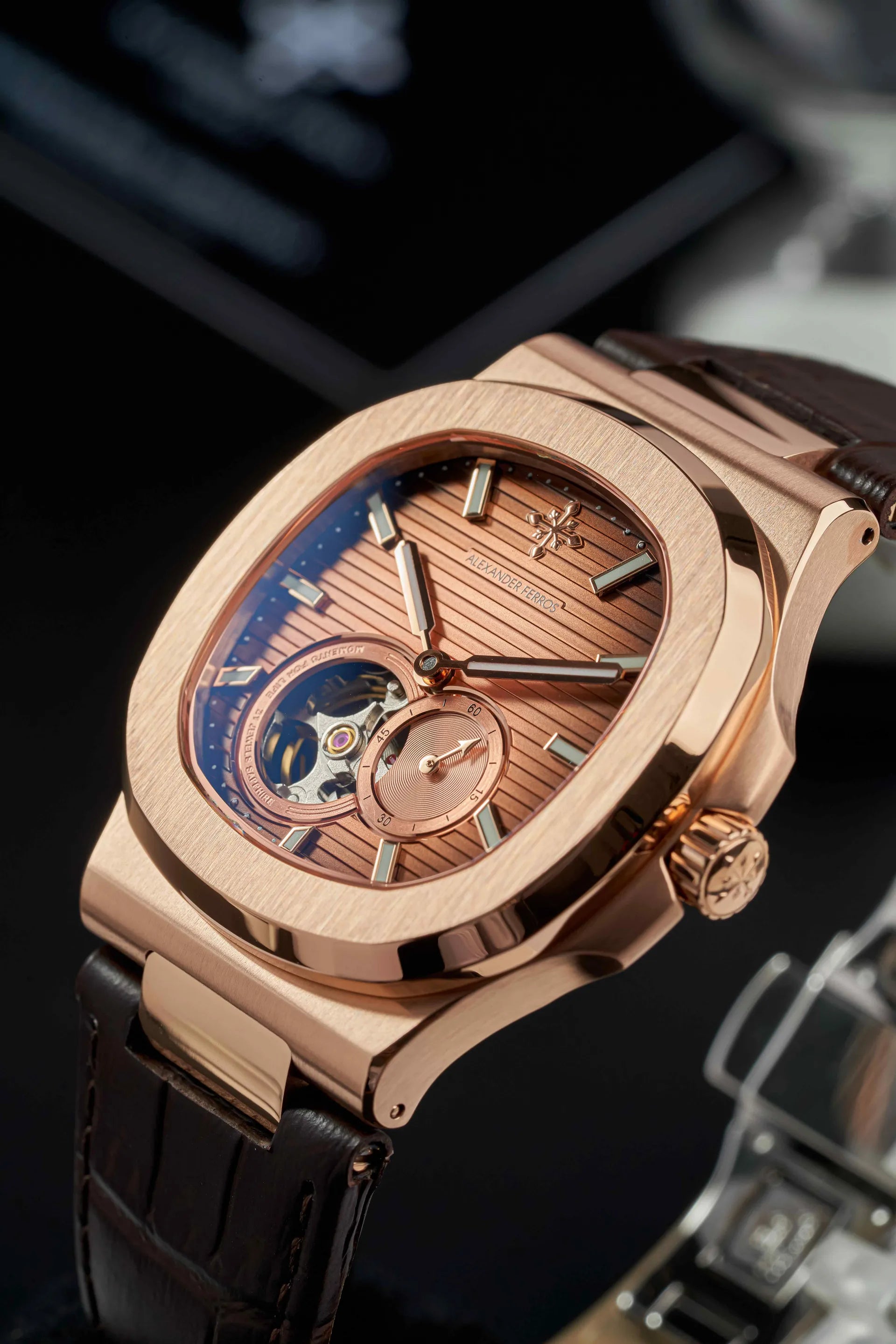 Đồng hồ Alexander Ferros 6111R-01