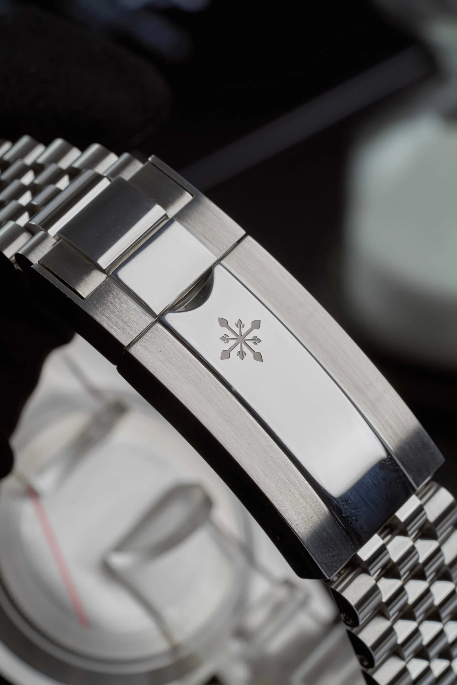 Đồng hồ Alexander Ferros 6111R-01