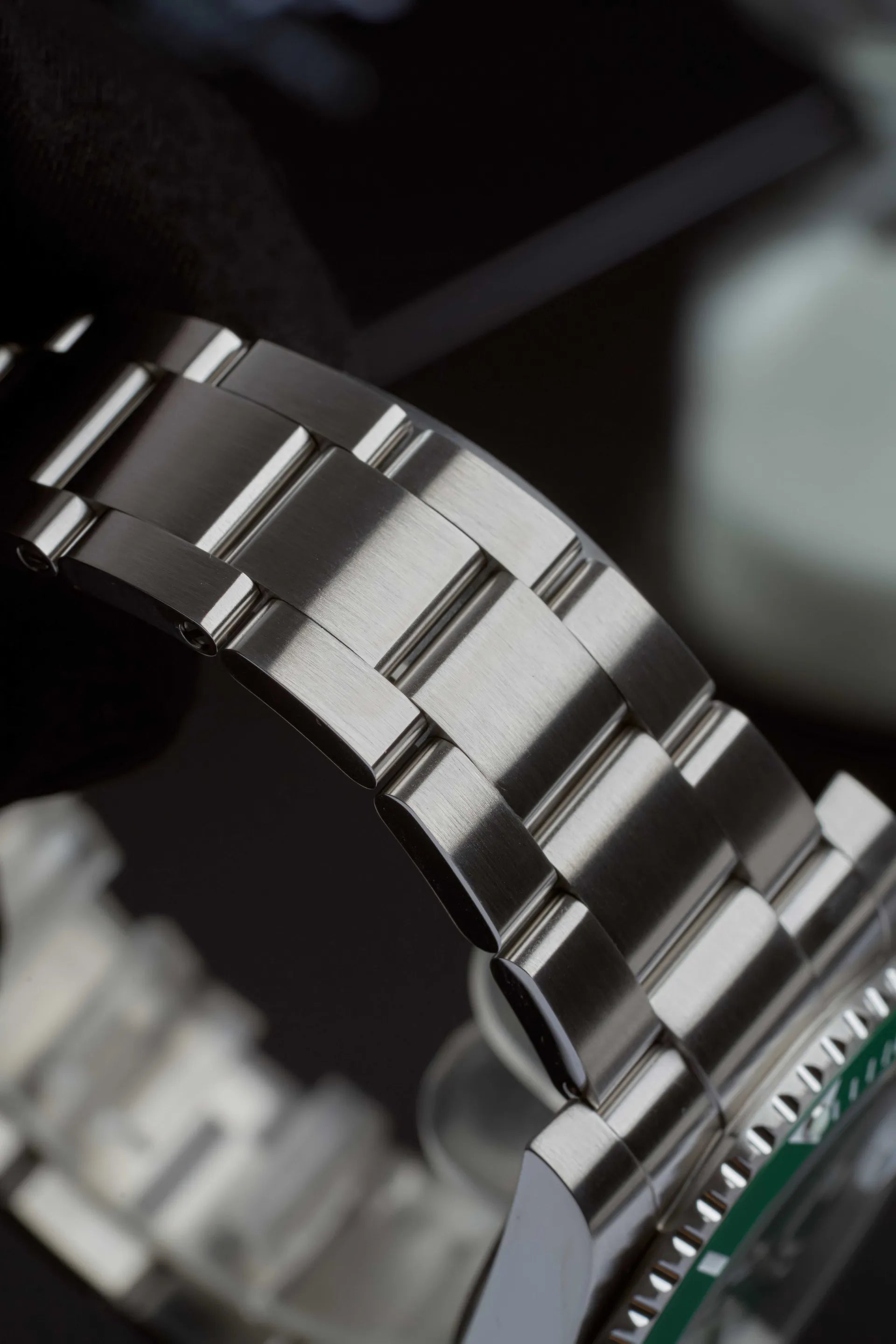 Đồng hồ Alexander Ferros 6111R-01