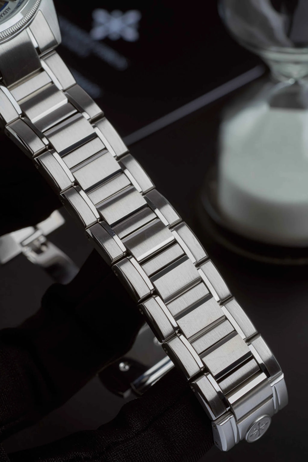 Đồng hồ Alexander Ferros 6111R-01