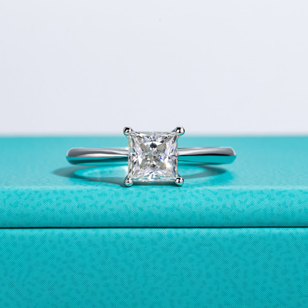PRINCESS CUT SOLITAIRE RING – CRAFTED IN STERLING SILVER WITH ETERNAGOLD™