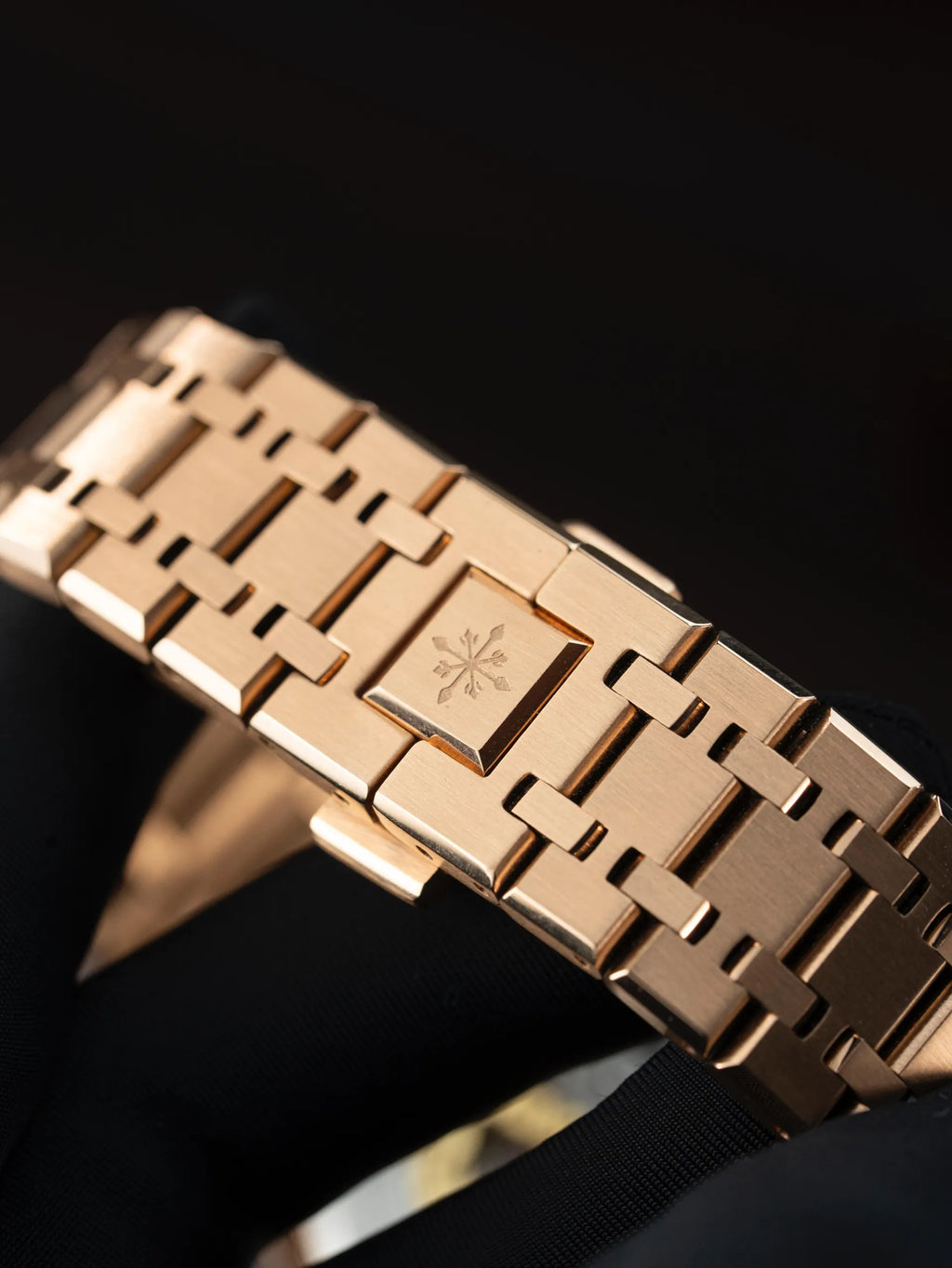 Đồng hồ Alexander Ferros 6111R-01