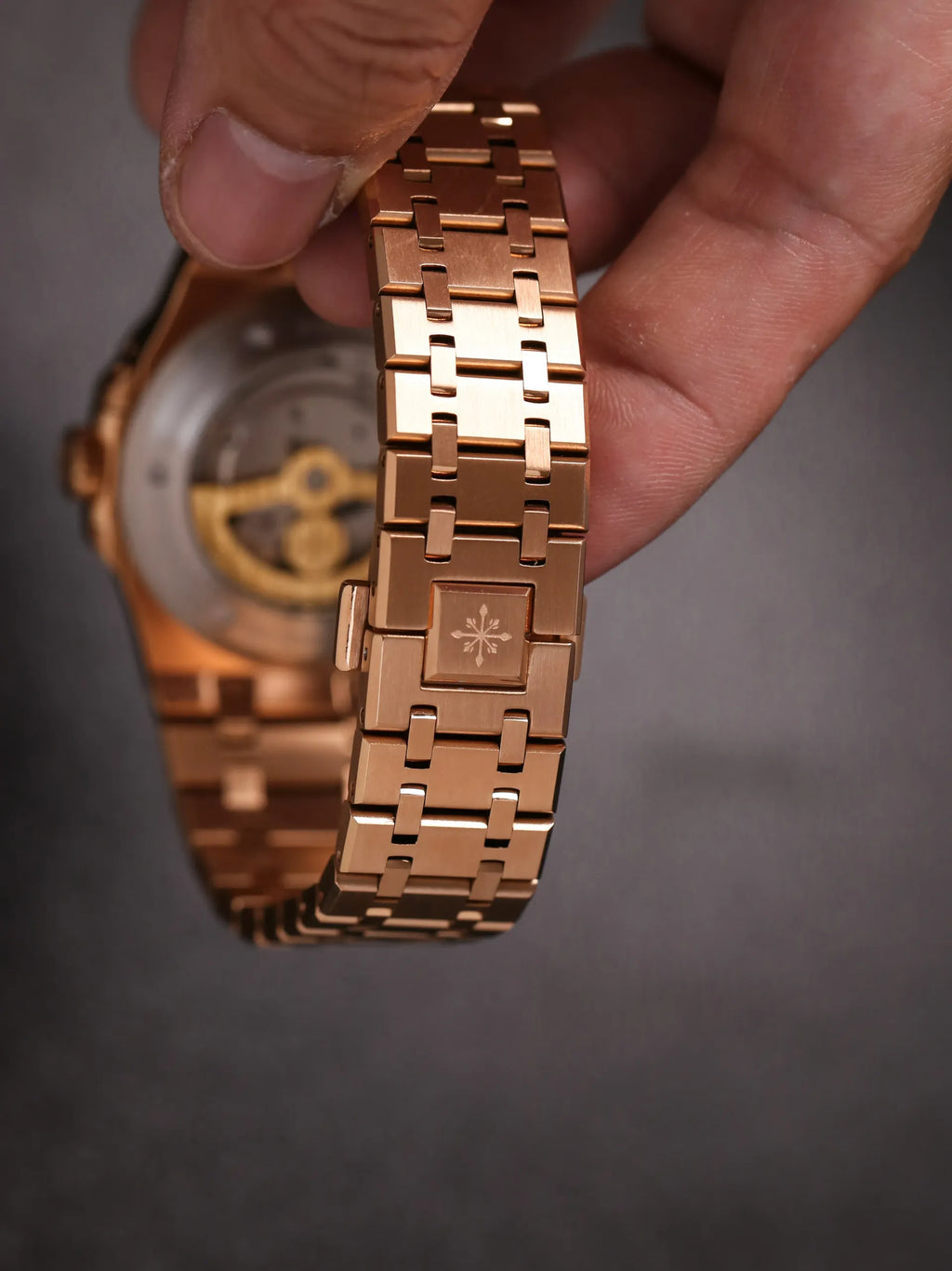 Đồng hồ Alexander Ferros 6111R-01