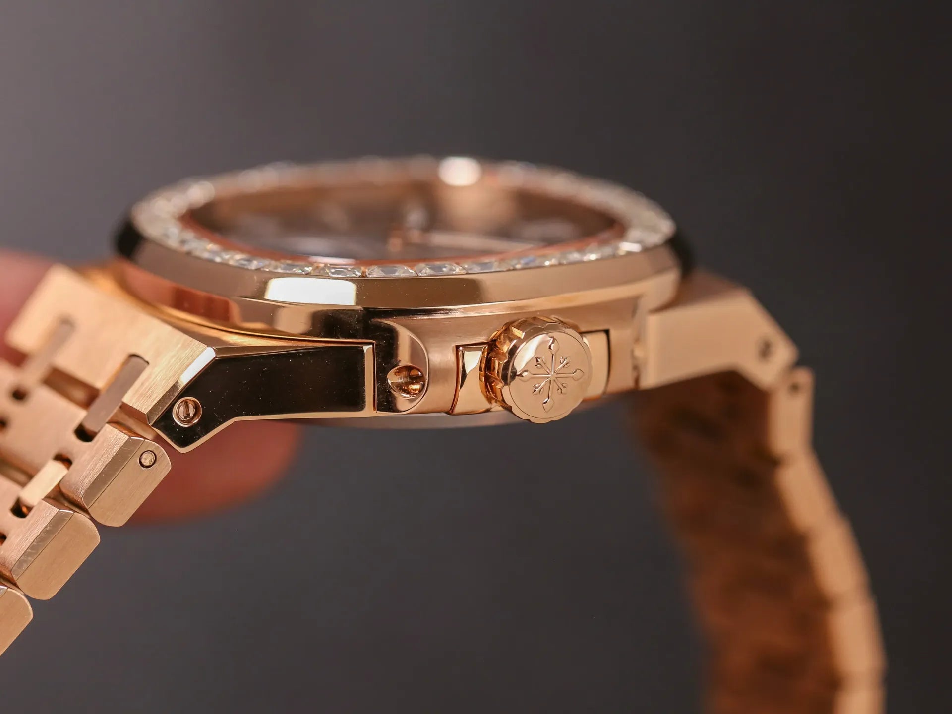 Đồng hồ Alexander Ferros 6111R-01