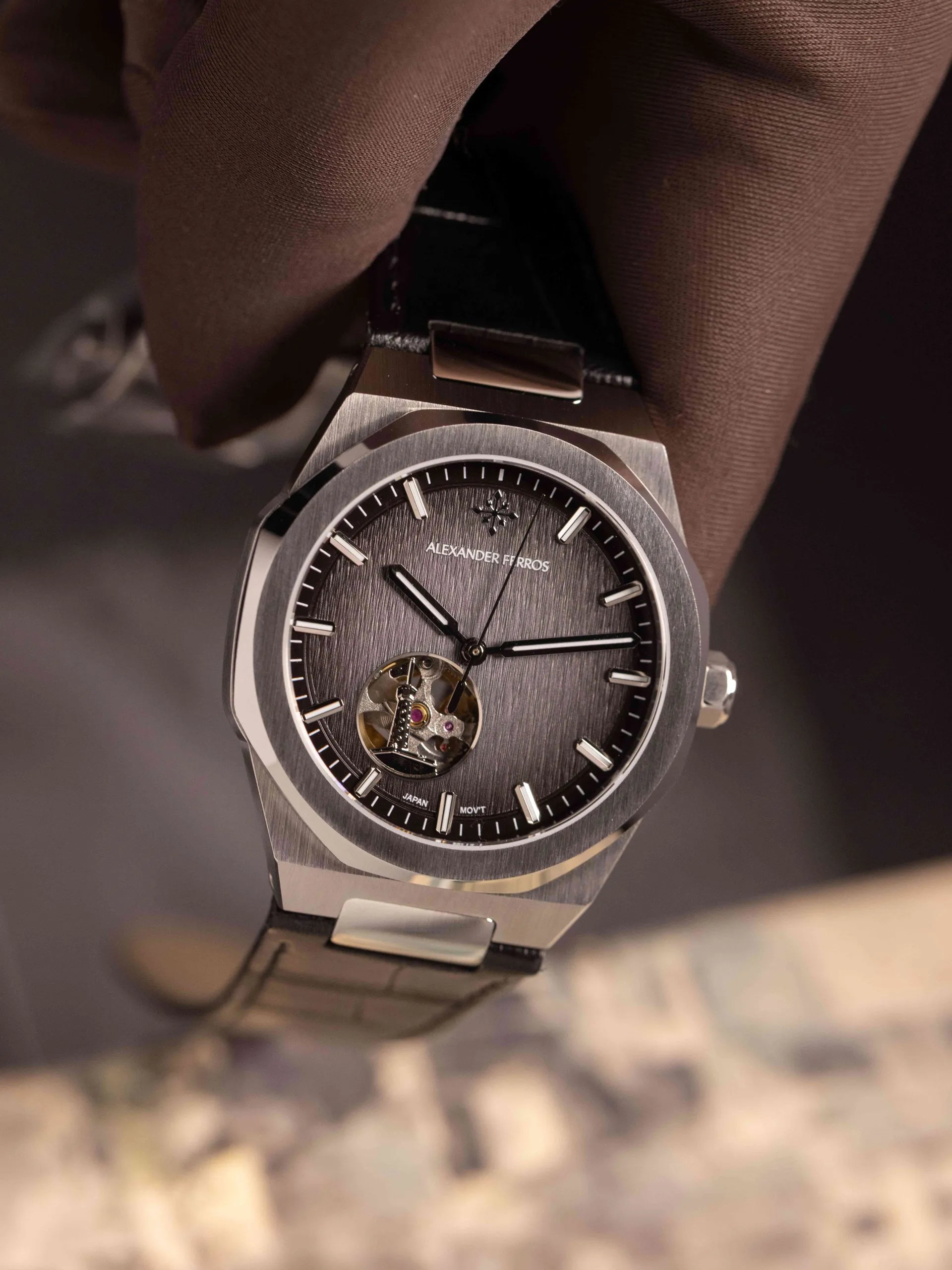 Đồng hồ Alexander Ferros 6111R-01
