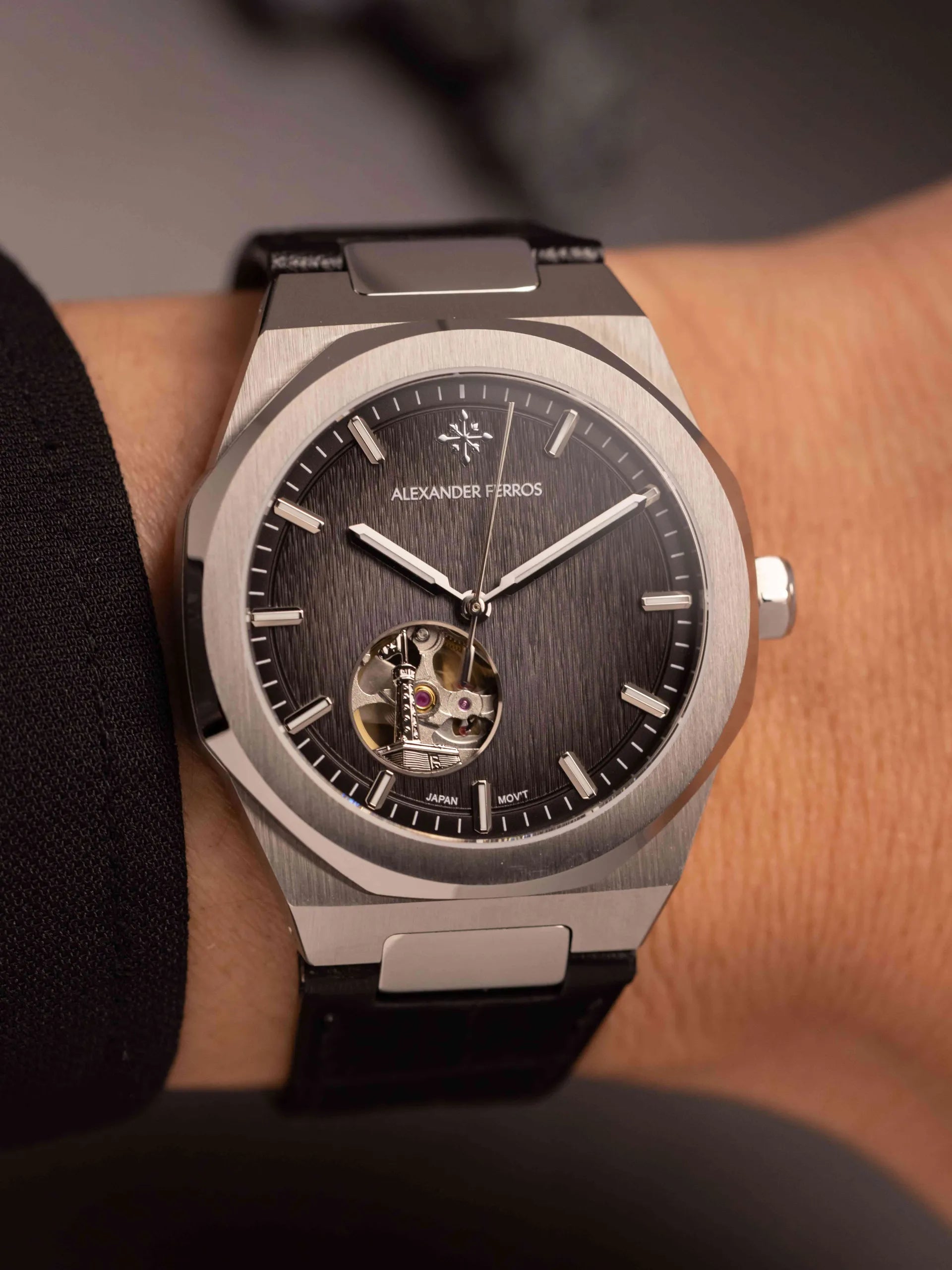 Đồng hồ Alexander Ferros 6111R-01