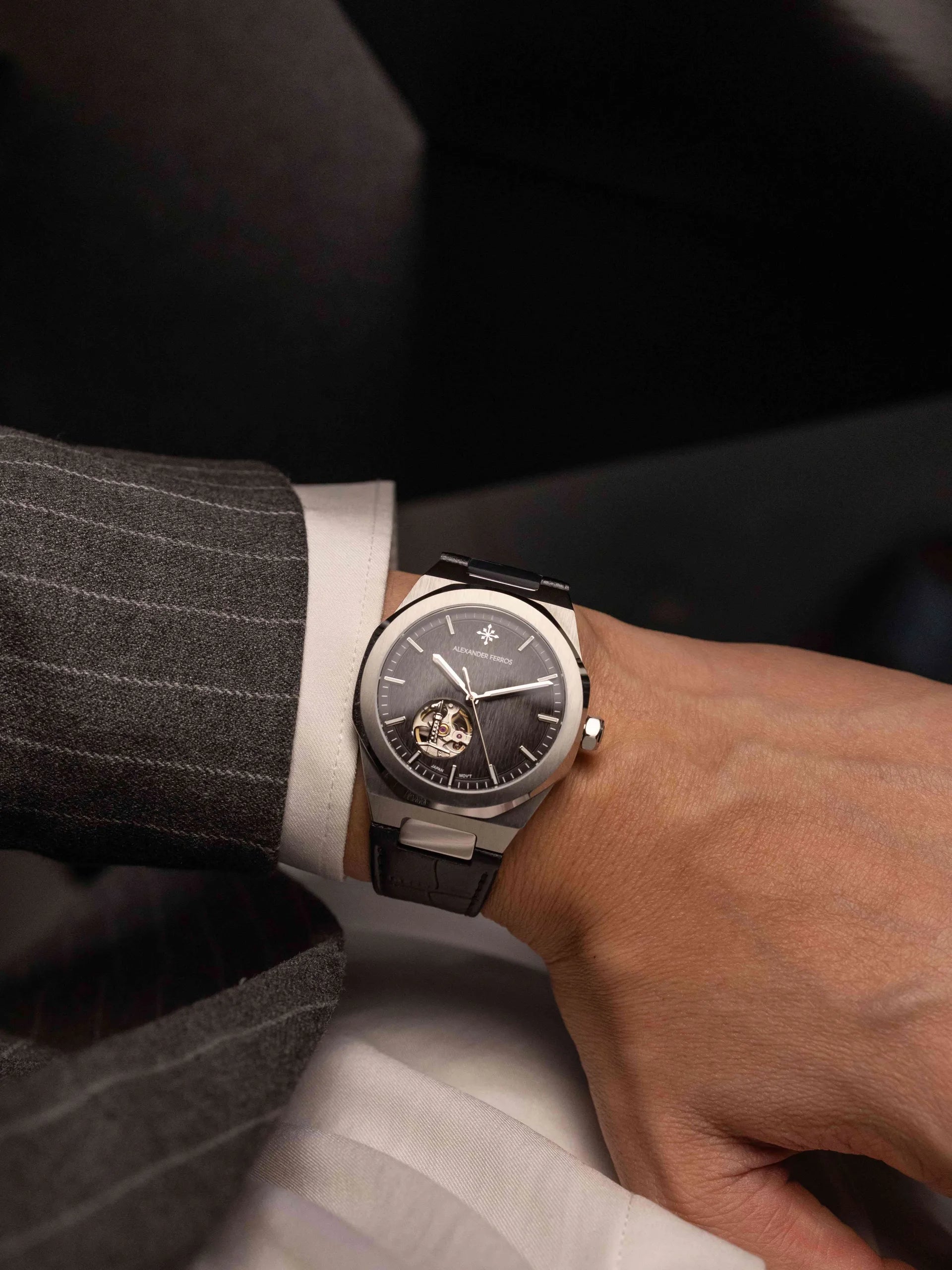 Đồng hồ Alexander Ferros 6111R-01