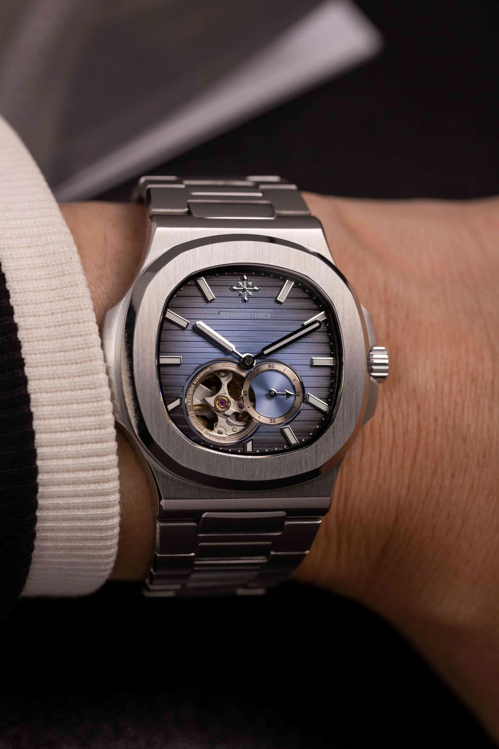 Đồng hồ Alexander Ferros 6111R-01