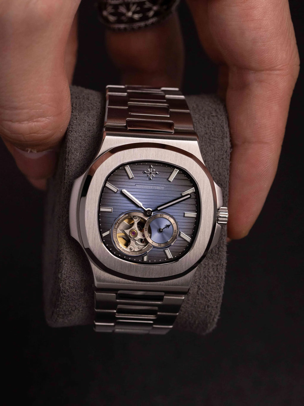 Đồng hồ Alexander Ferros 6111R-01