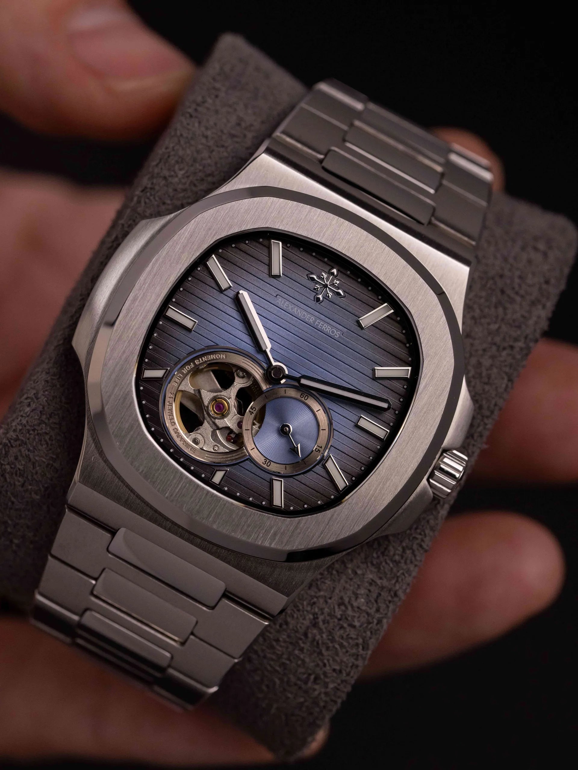 Đồng hồ Alexander Ferros 6111R-01