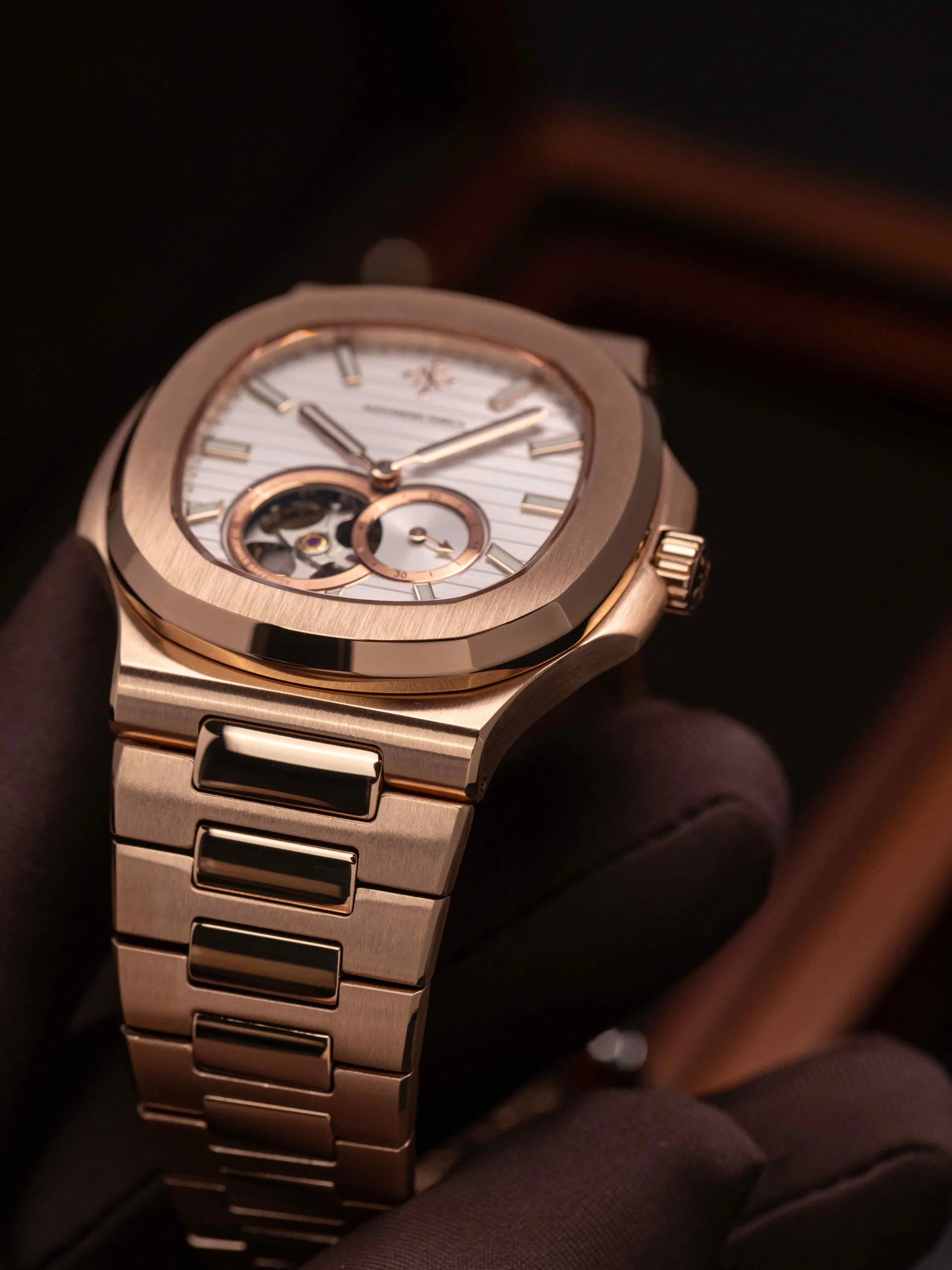 Đồng hồ Alexander Ferros 6111R-01