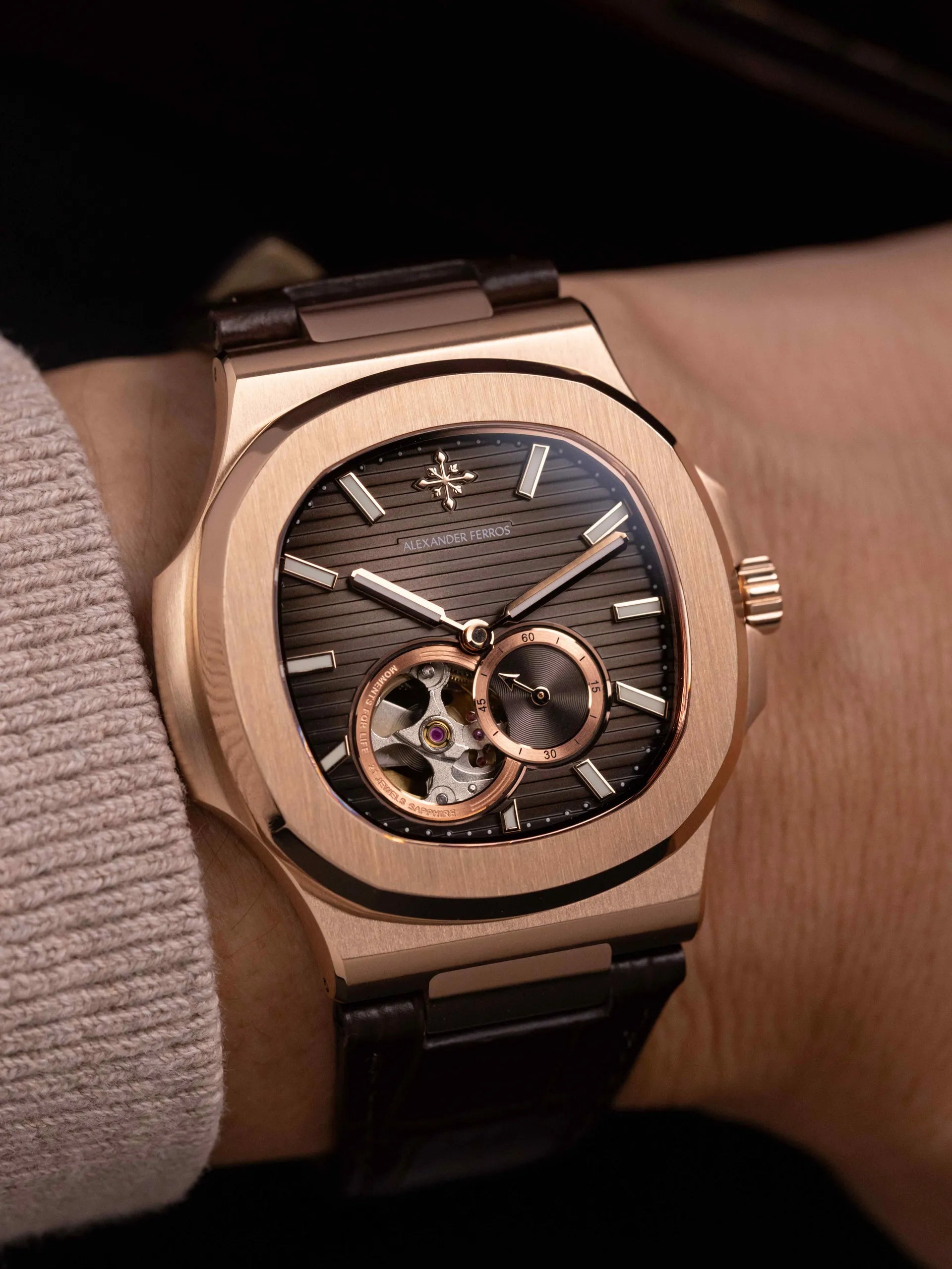 Đồng hồ Alexander Ferros 6111R-01