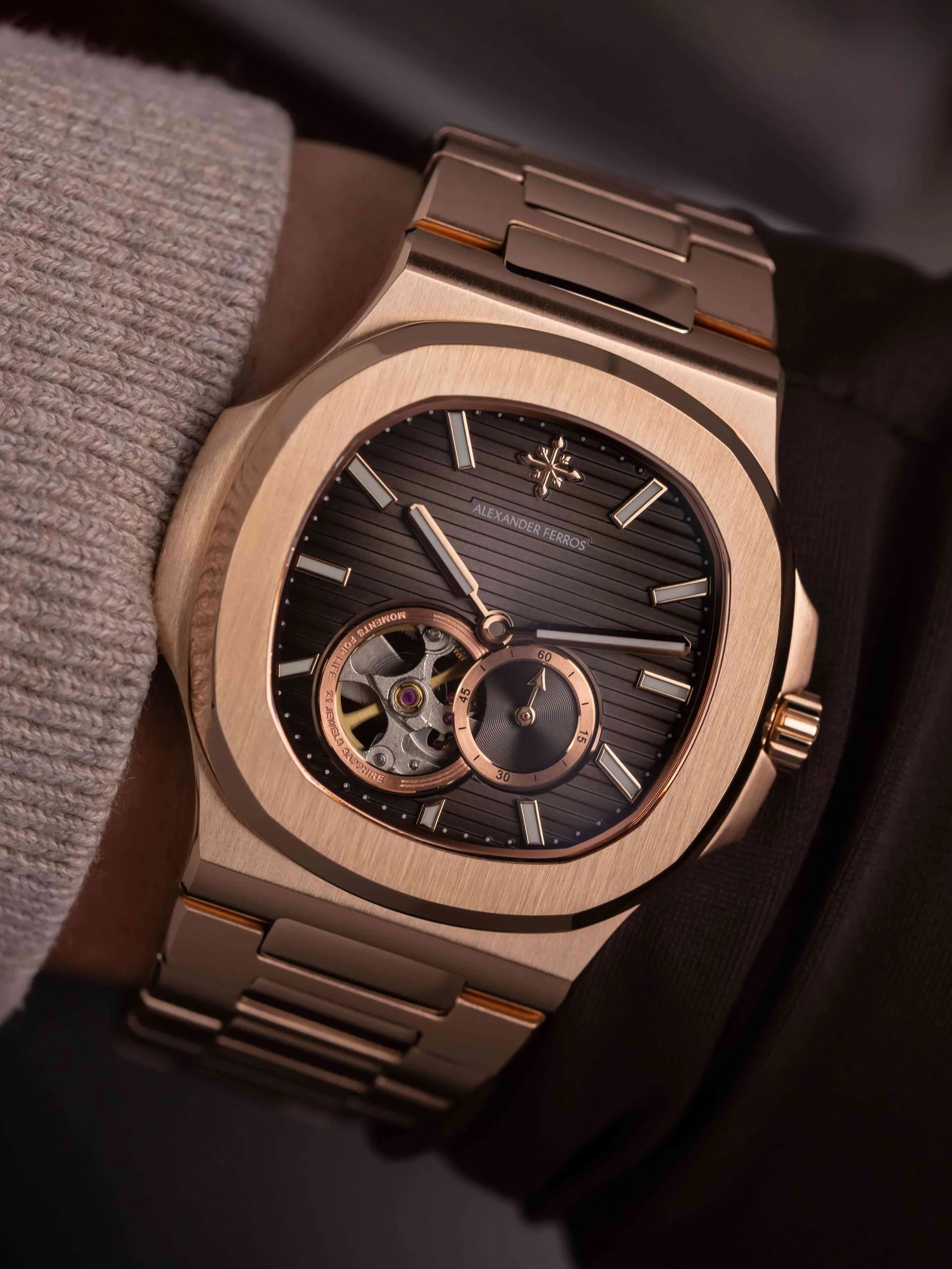 Đồng hồ Alexander Ferros 6111R-01