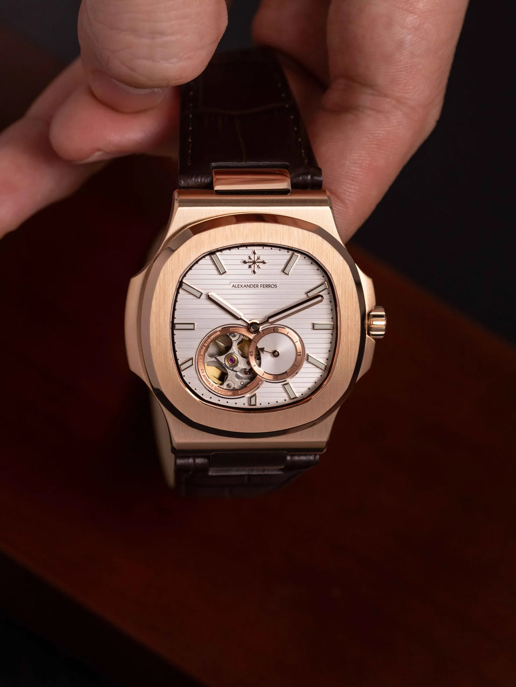 Đồng hồ Alexander Ferros 6111R-01
