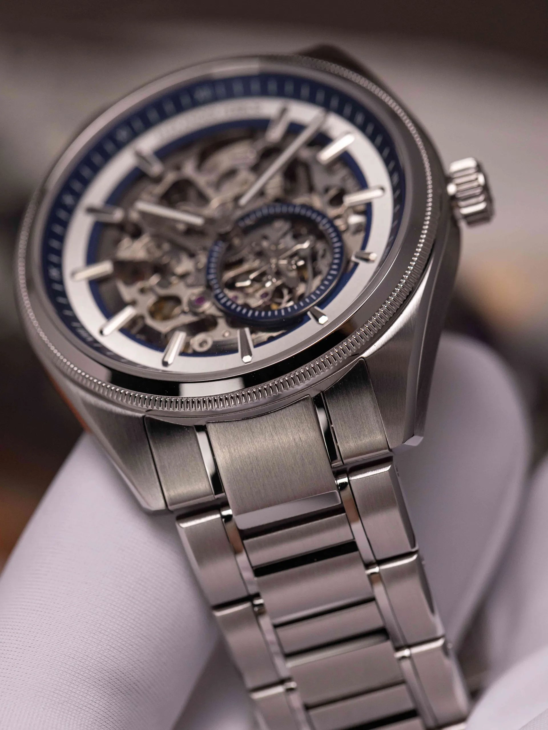 Đồng hồ Alexander Ferros 6111R-01