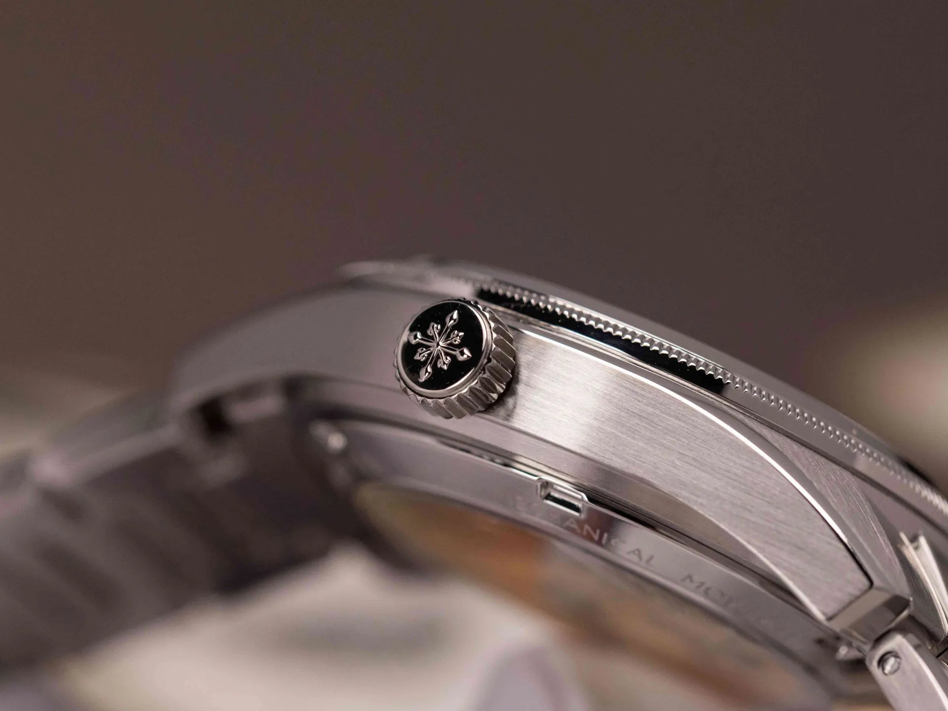 Đồng hồ Alexander Ferros 6111R-01