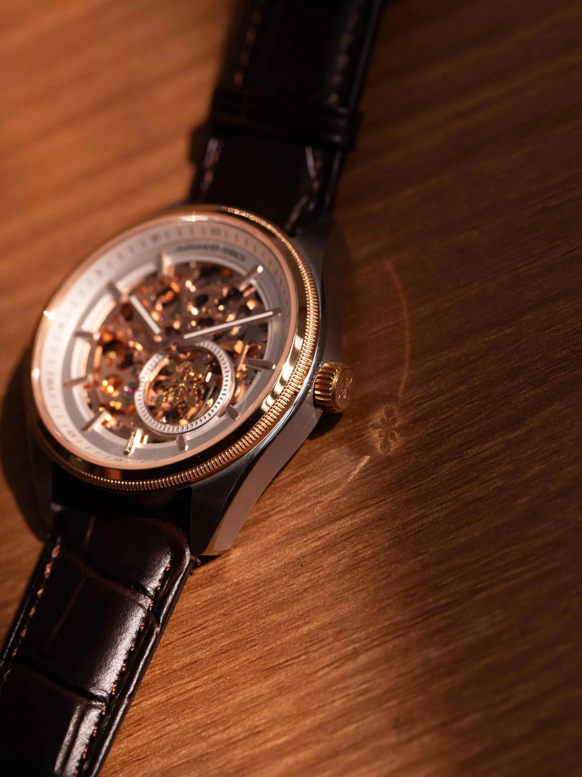 Đồng hồ Alexander Ferros 6111R-01