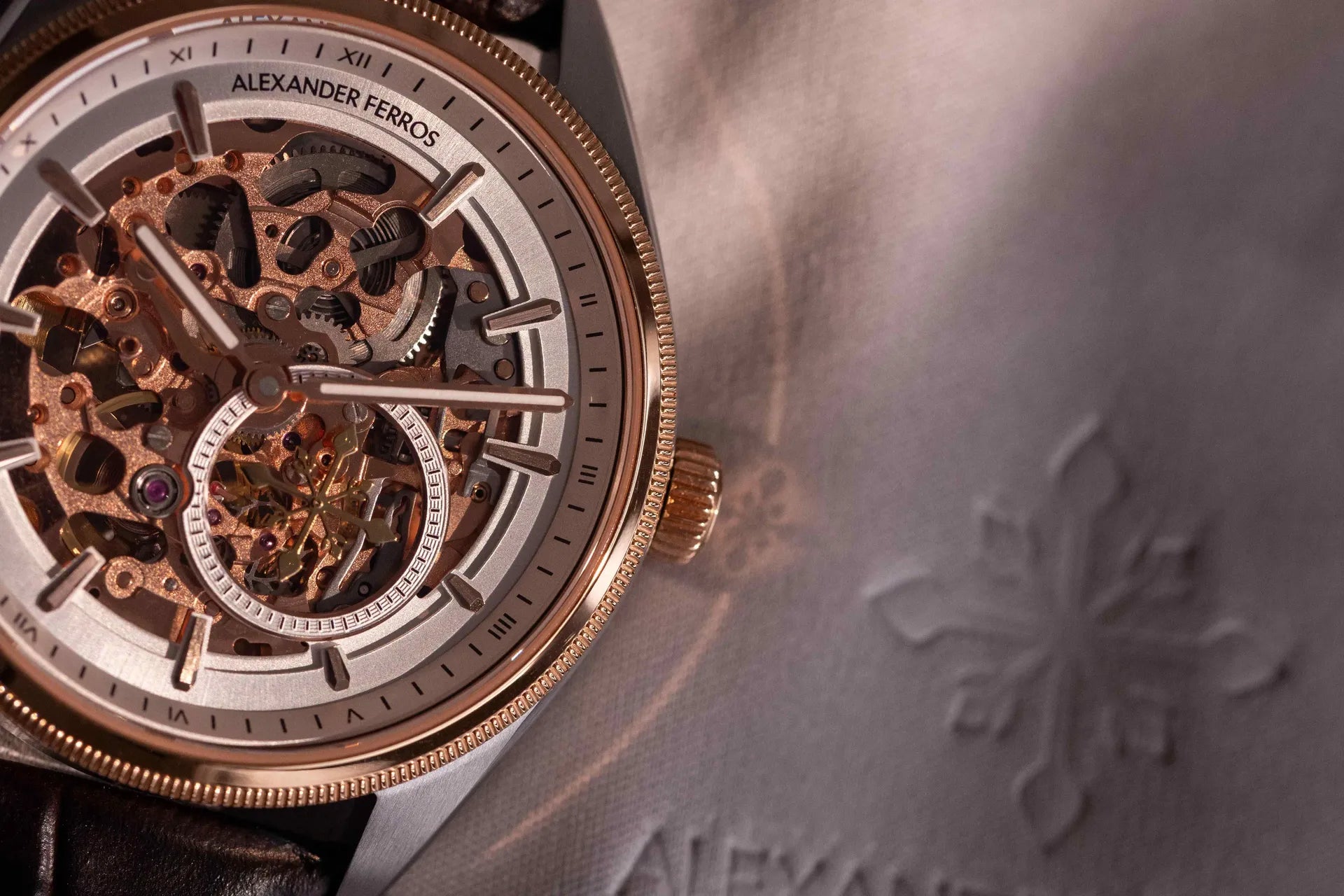 Đồng hồ Alexander Ferros 6111R-01